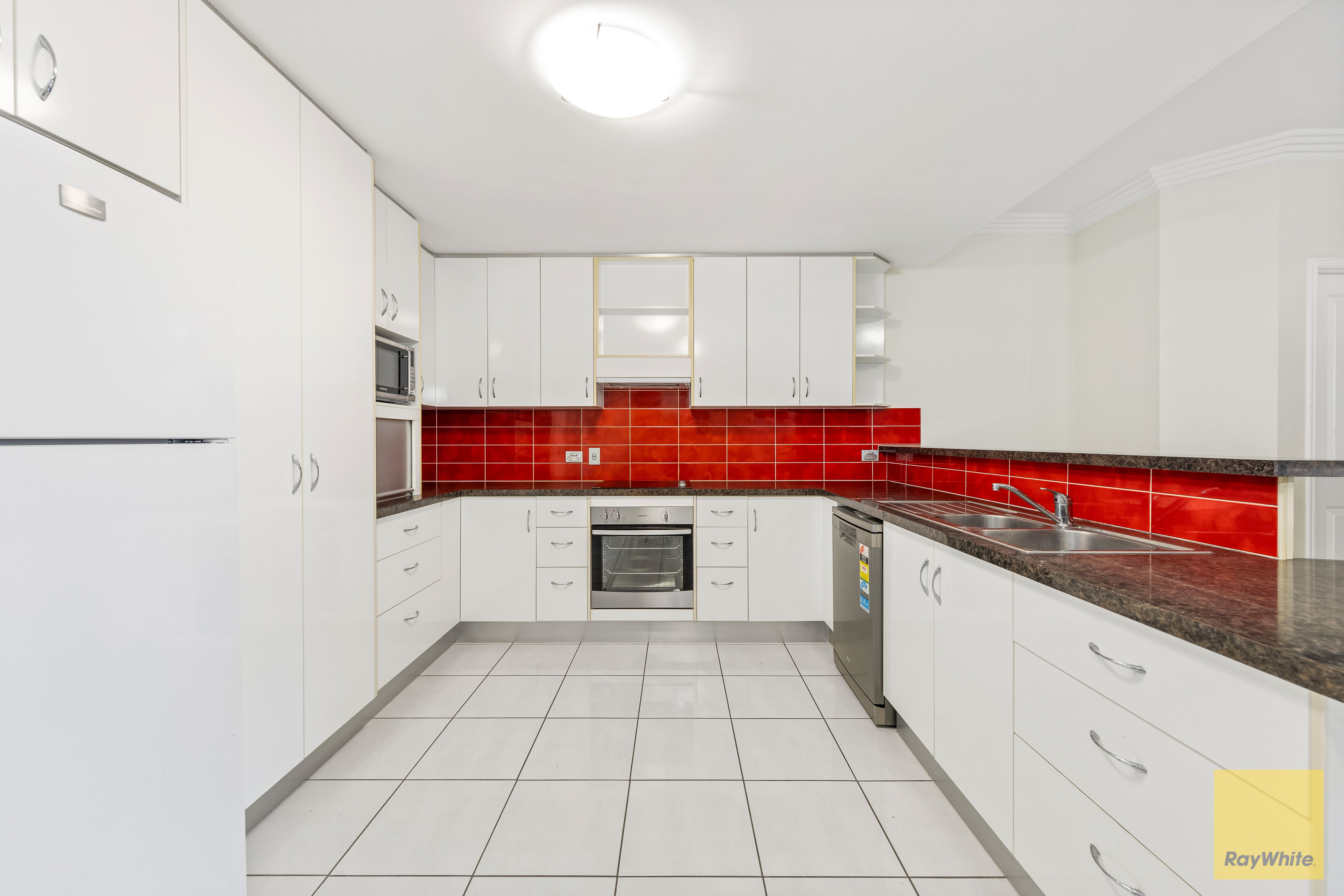 30 Berthun Street — photo 8 of 24