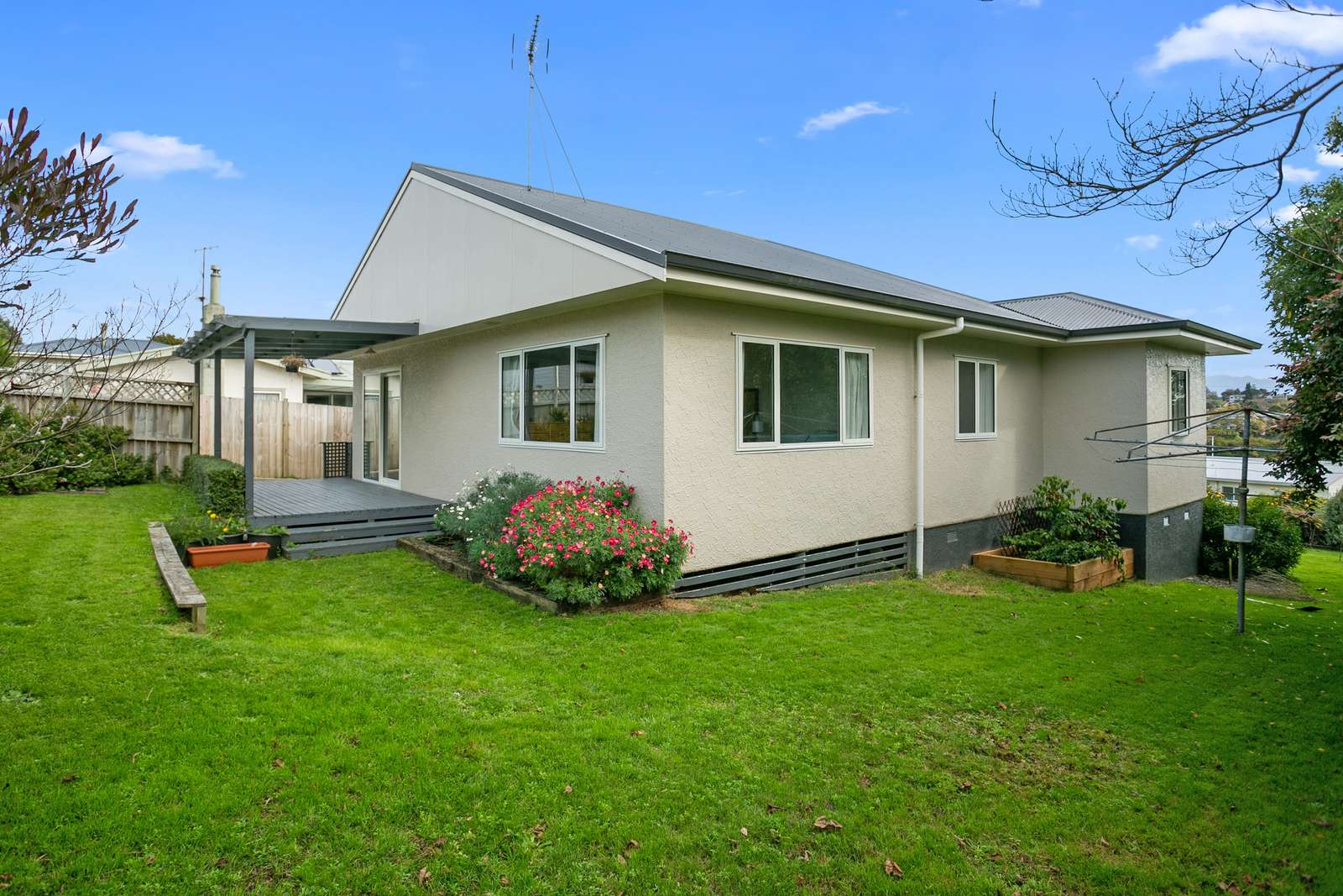 56 Hillcrest Avenue, Te Awamutu, Waipa District Real Estate Ray
