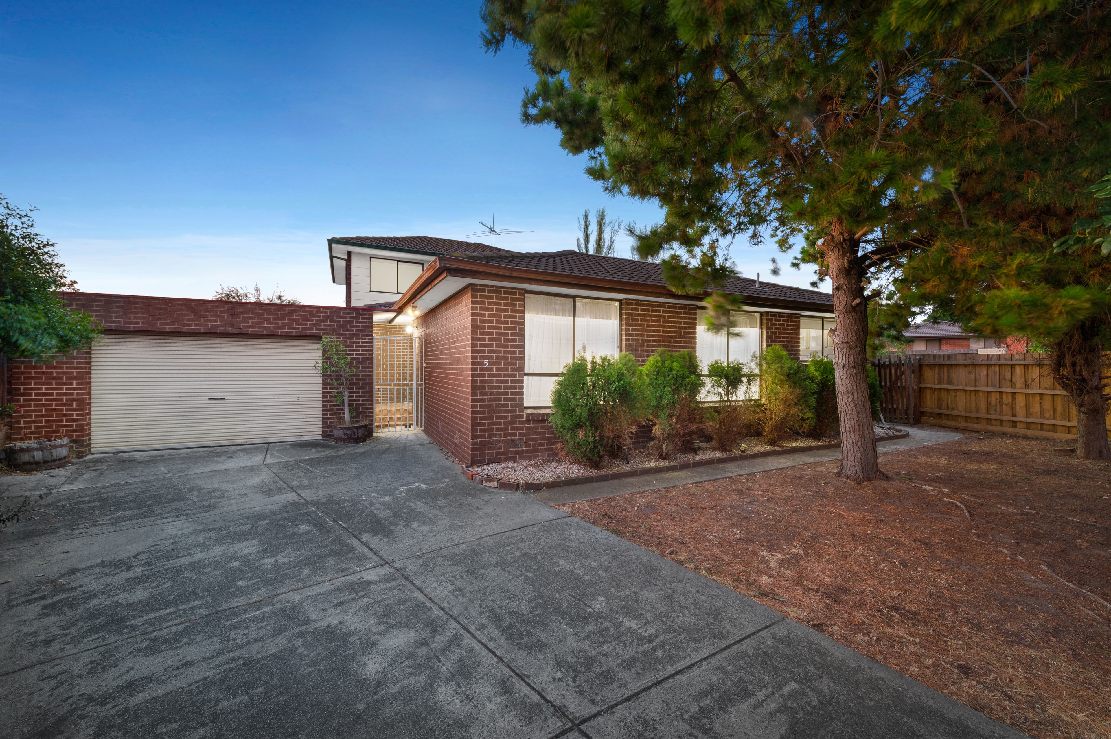 5 Cassia Court, Mill Park VIC 3082