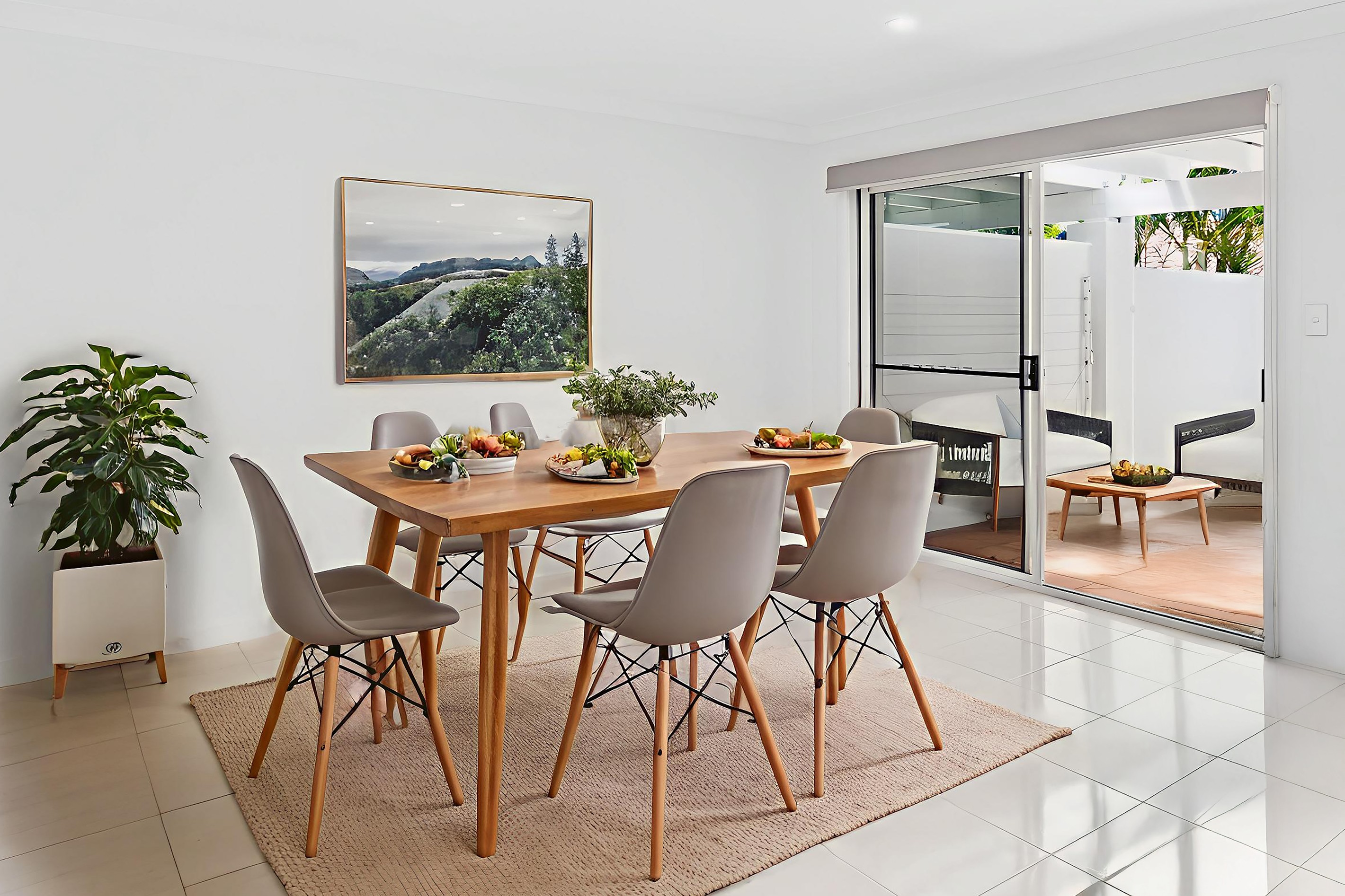 18 Adriana/100 Cotlew Street East, Southport, QLD 4215