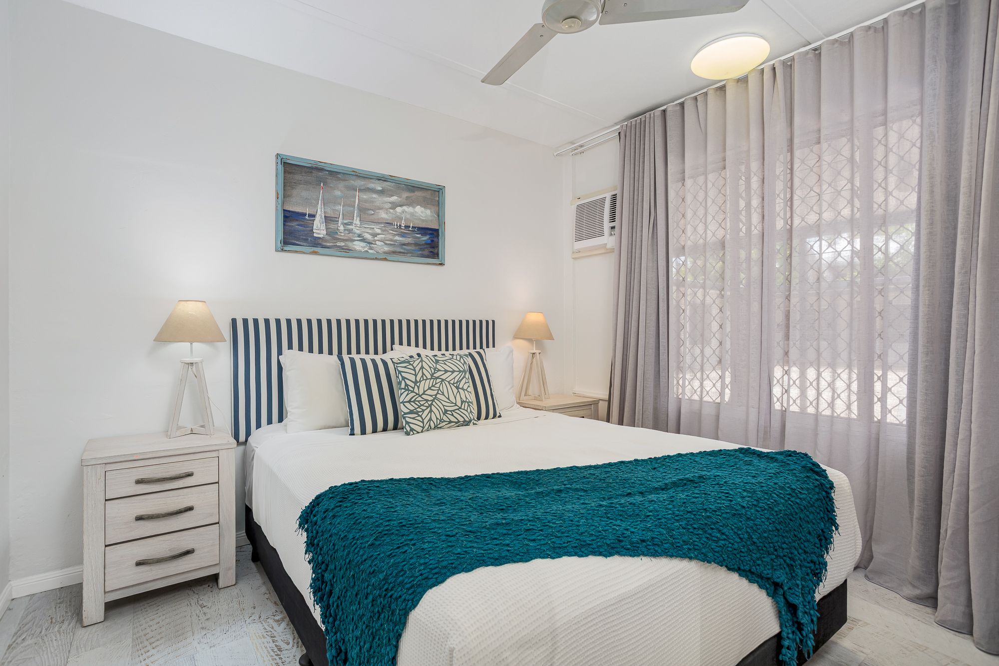 3/9-11 Amphora Street — photo 4 of 8