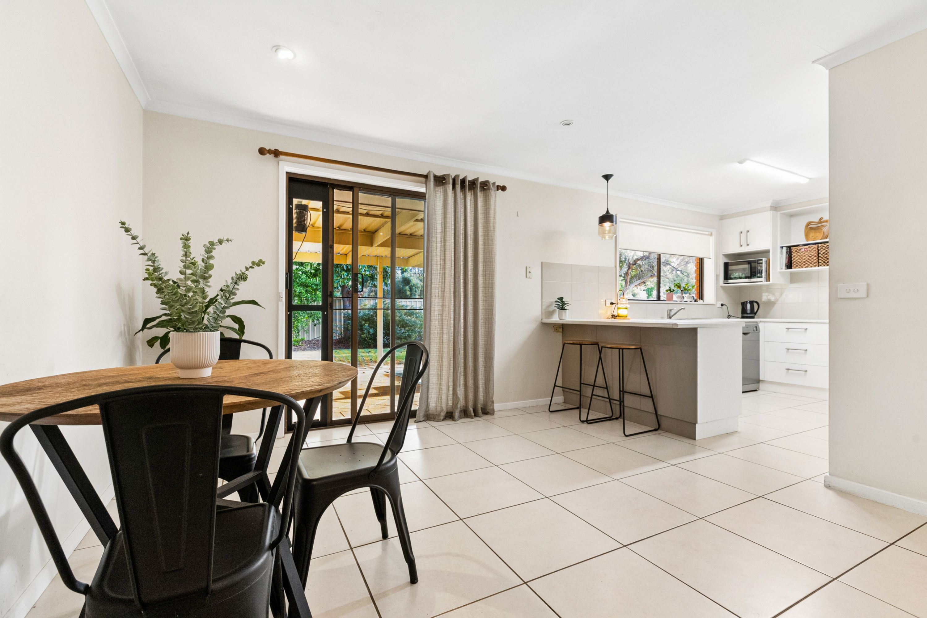 14 Heley Court — photo 8 of 30