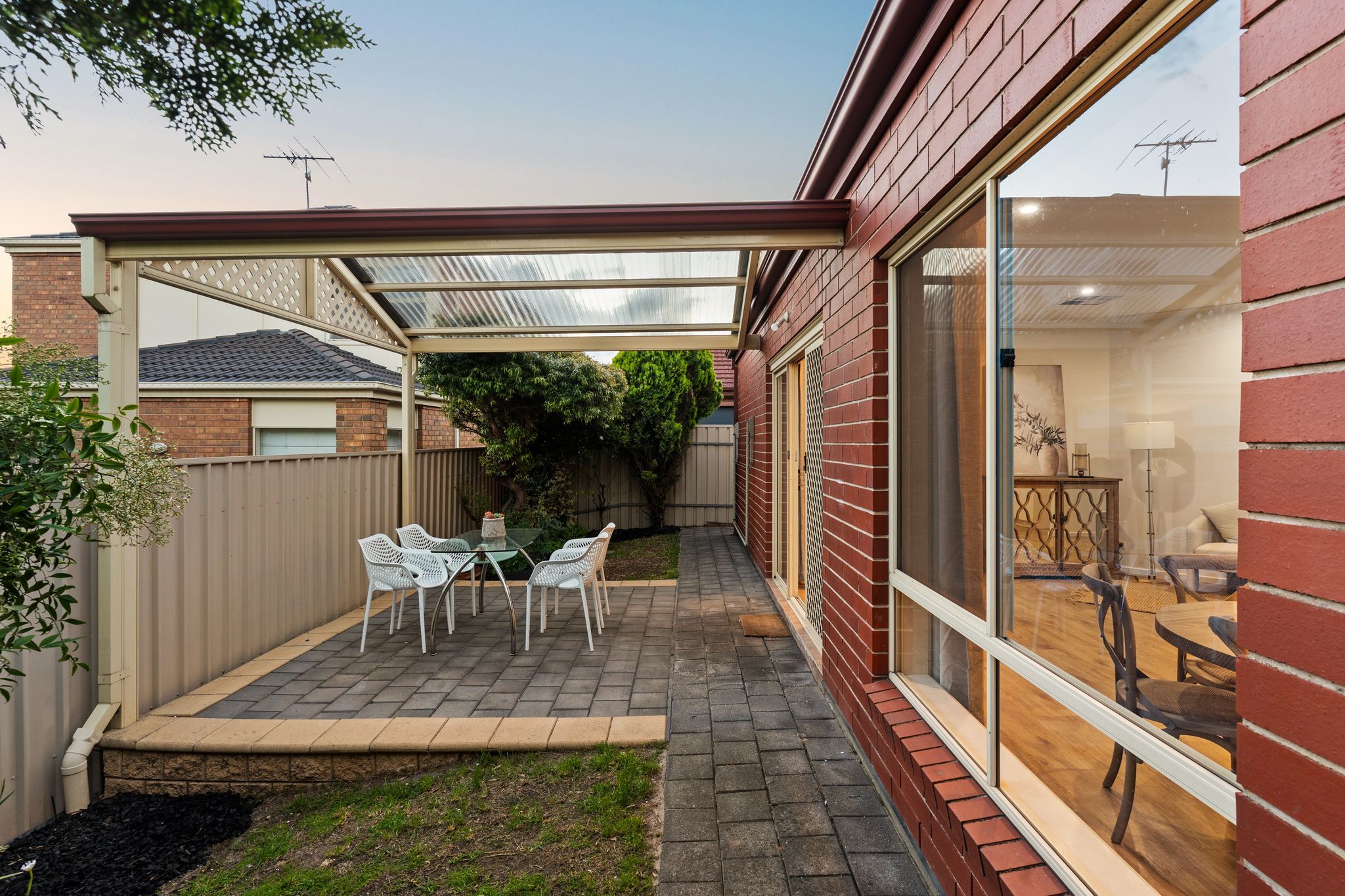 12/13-17 Avoca Street — photo 15 of 16
