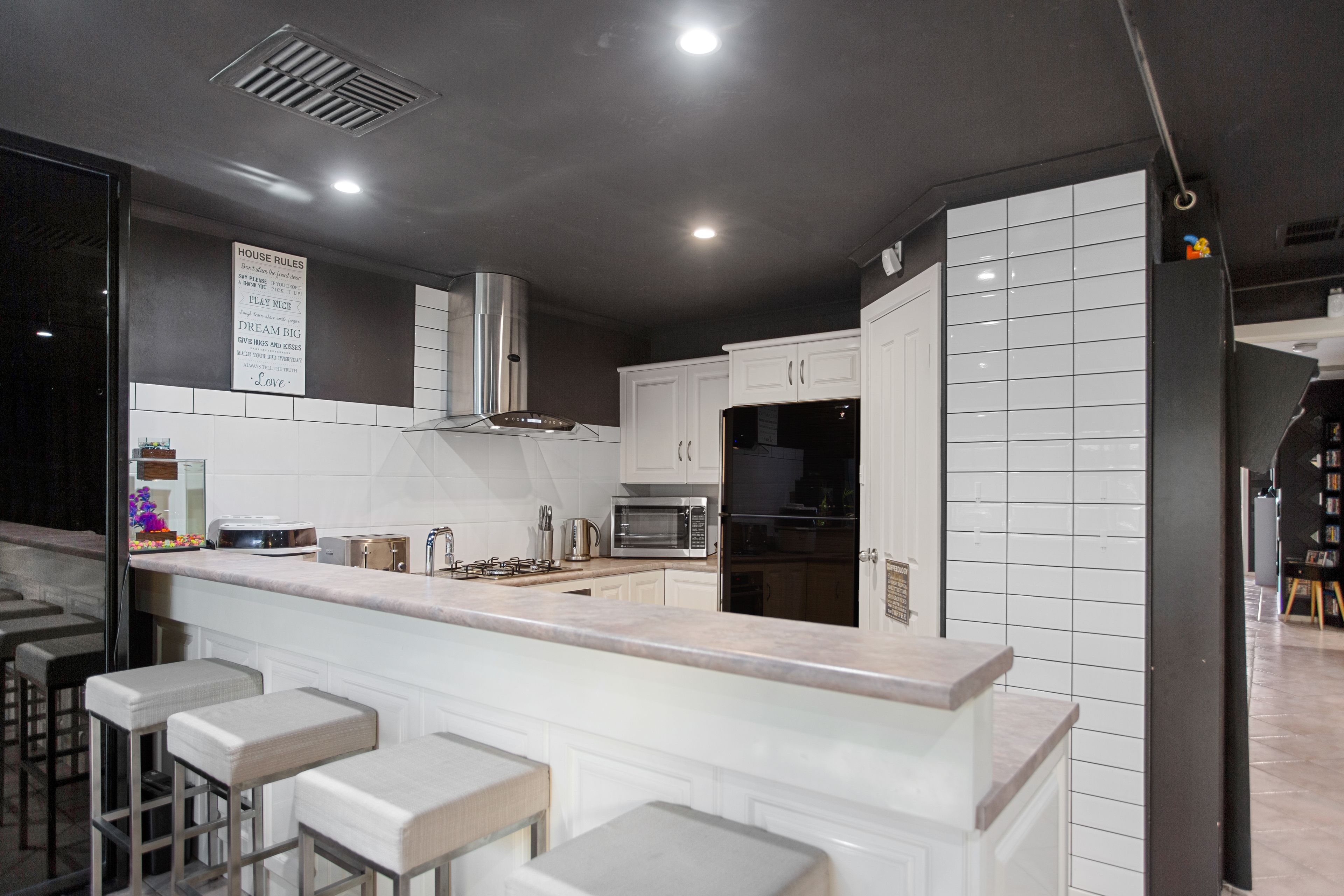 15 Casanor Crescent, Paralowie, SA 5108