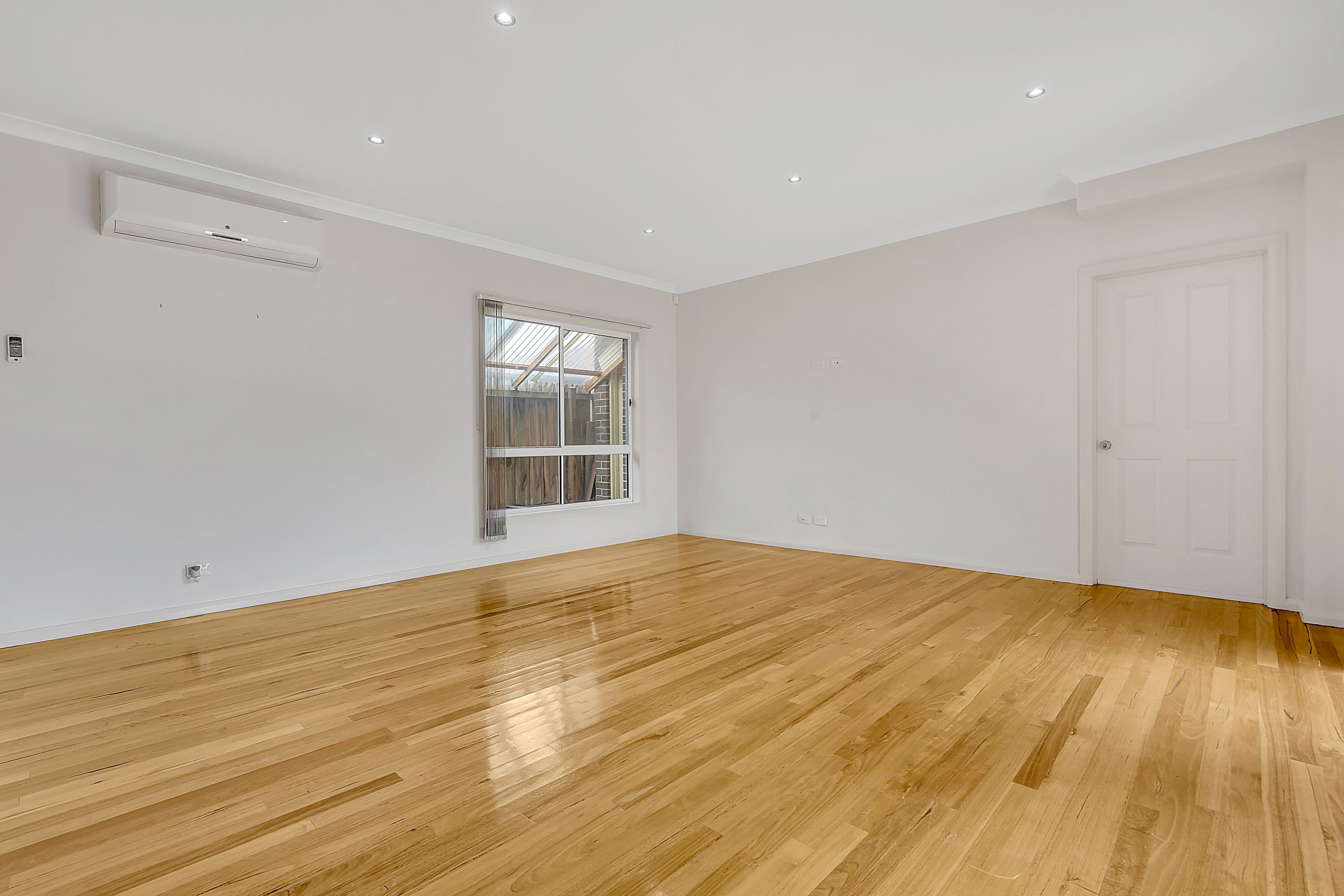 1/13 Northleigh Avenue, Craigieburn, VIC 3064