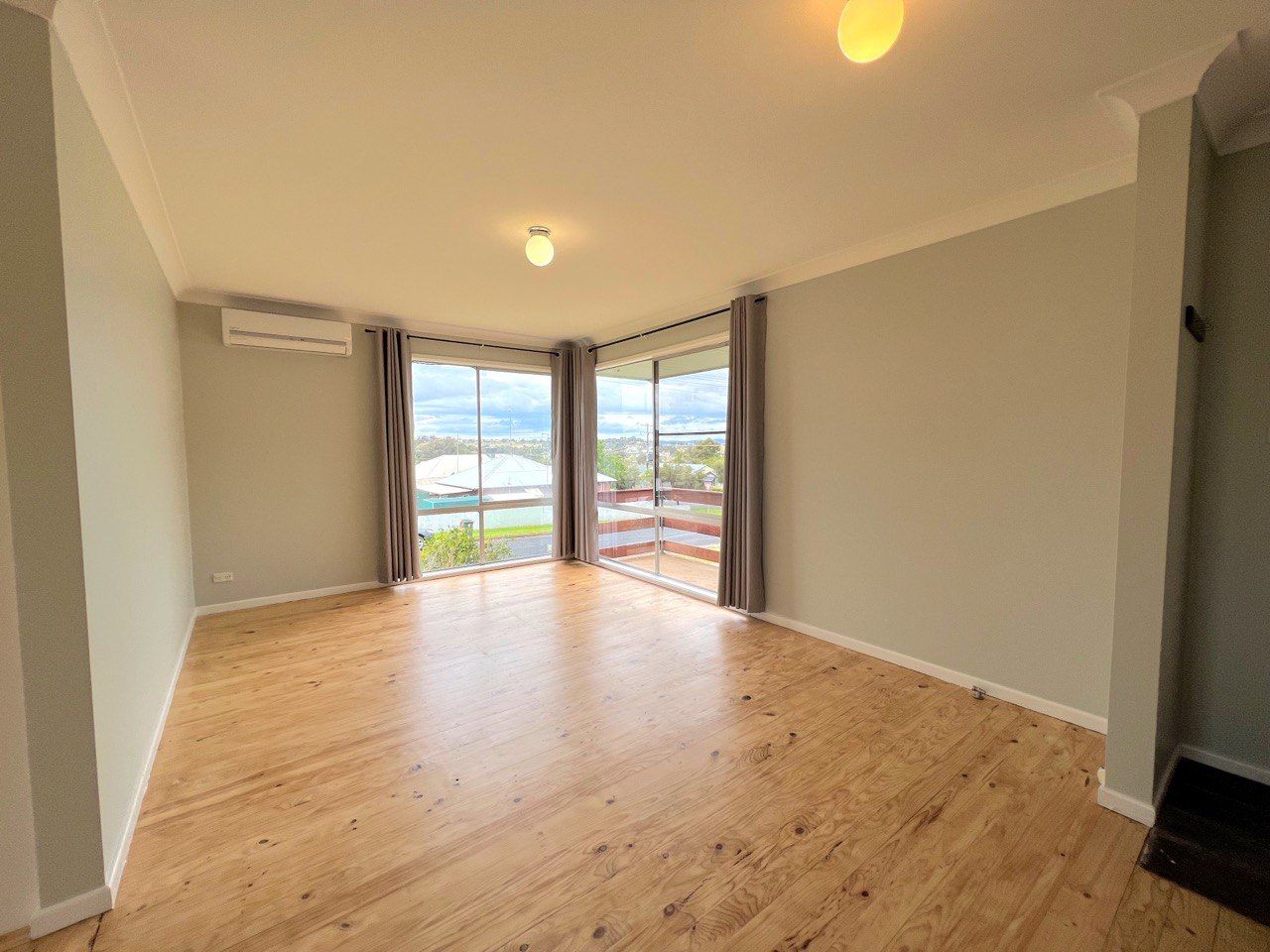 28 Jones Street — photo 3 of 12