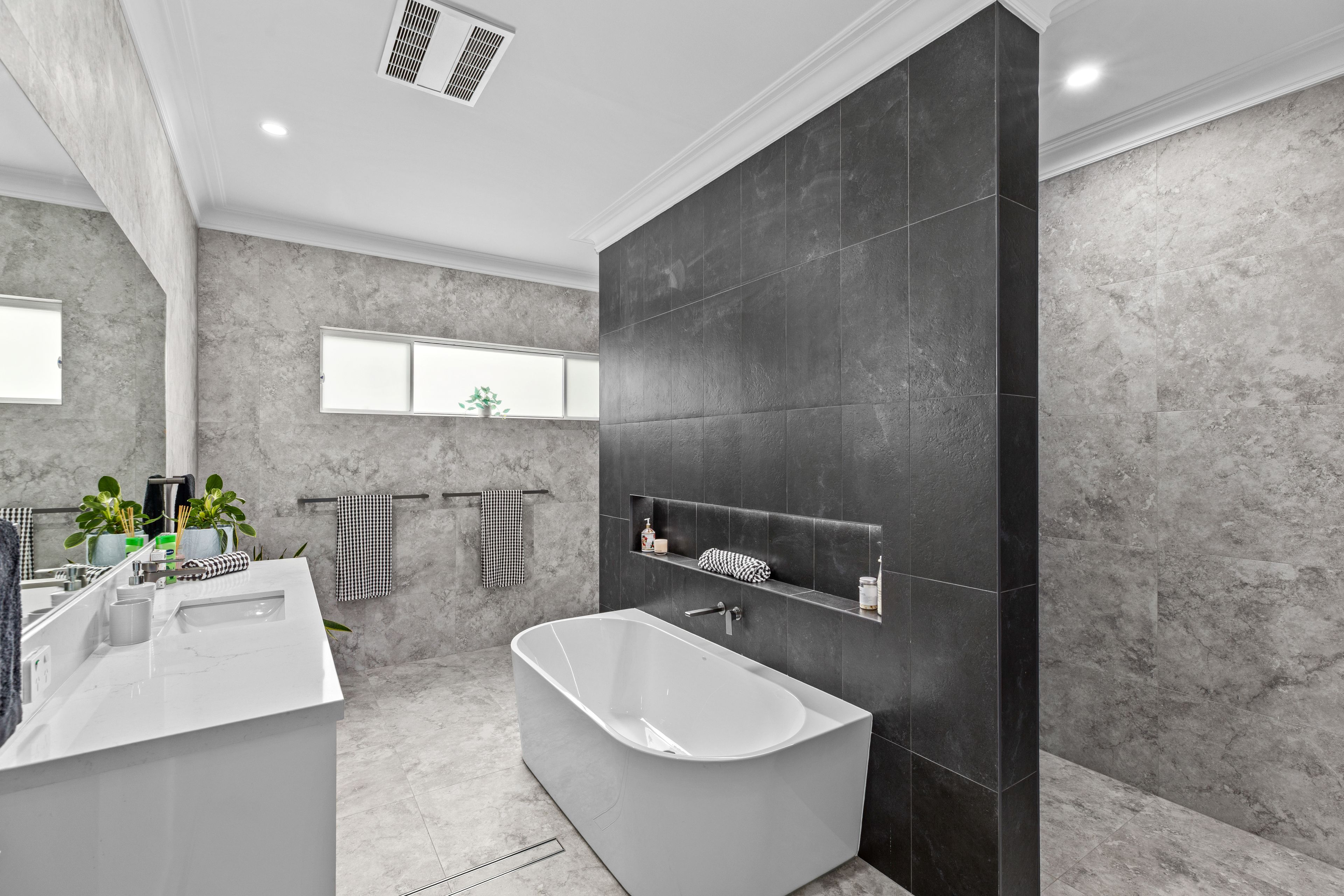 20 Hilltop Street — photo 15 of 26
