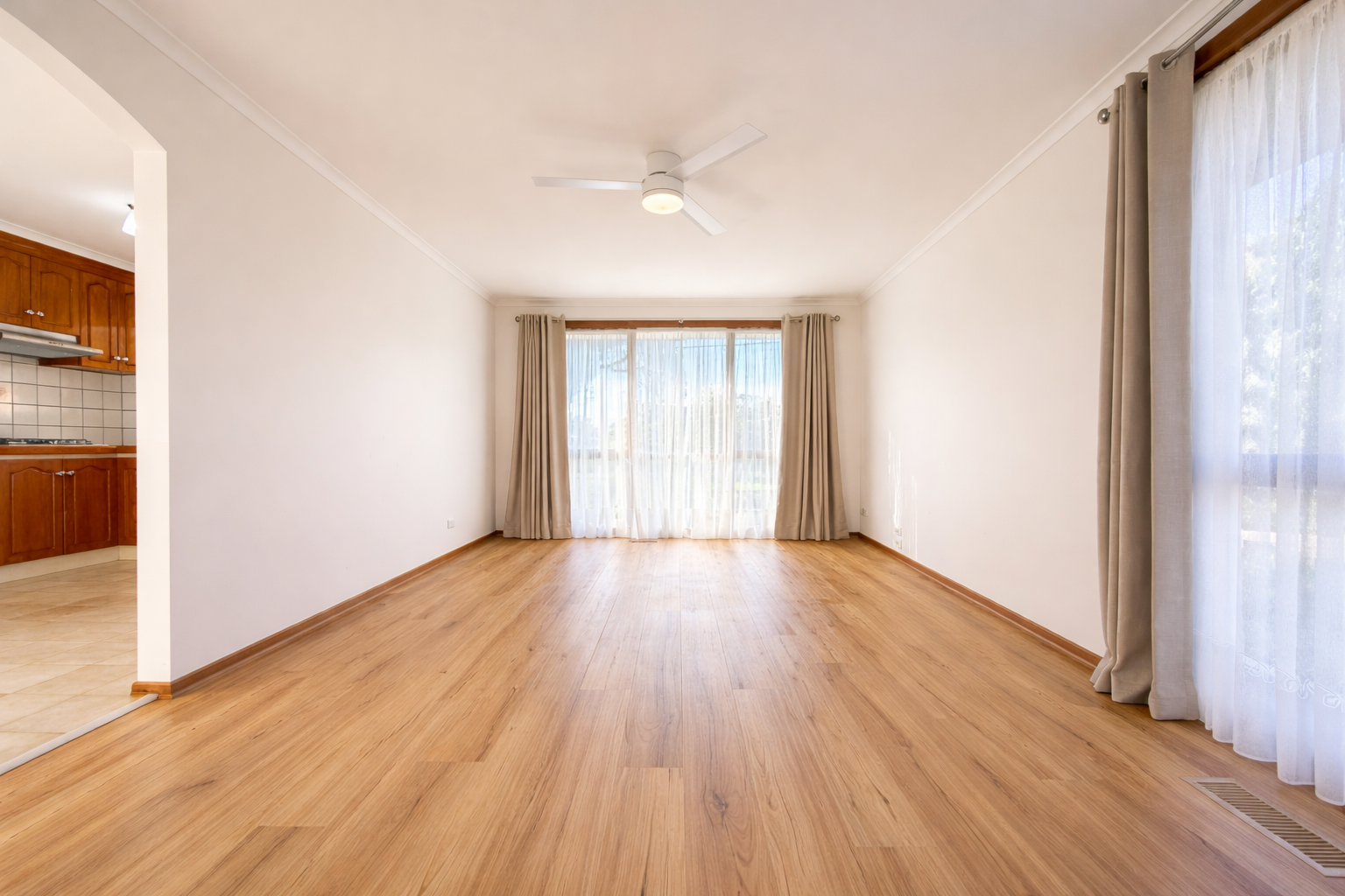 4/27 Whitelaw Street, Reservoir, VIC 3073