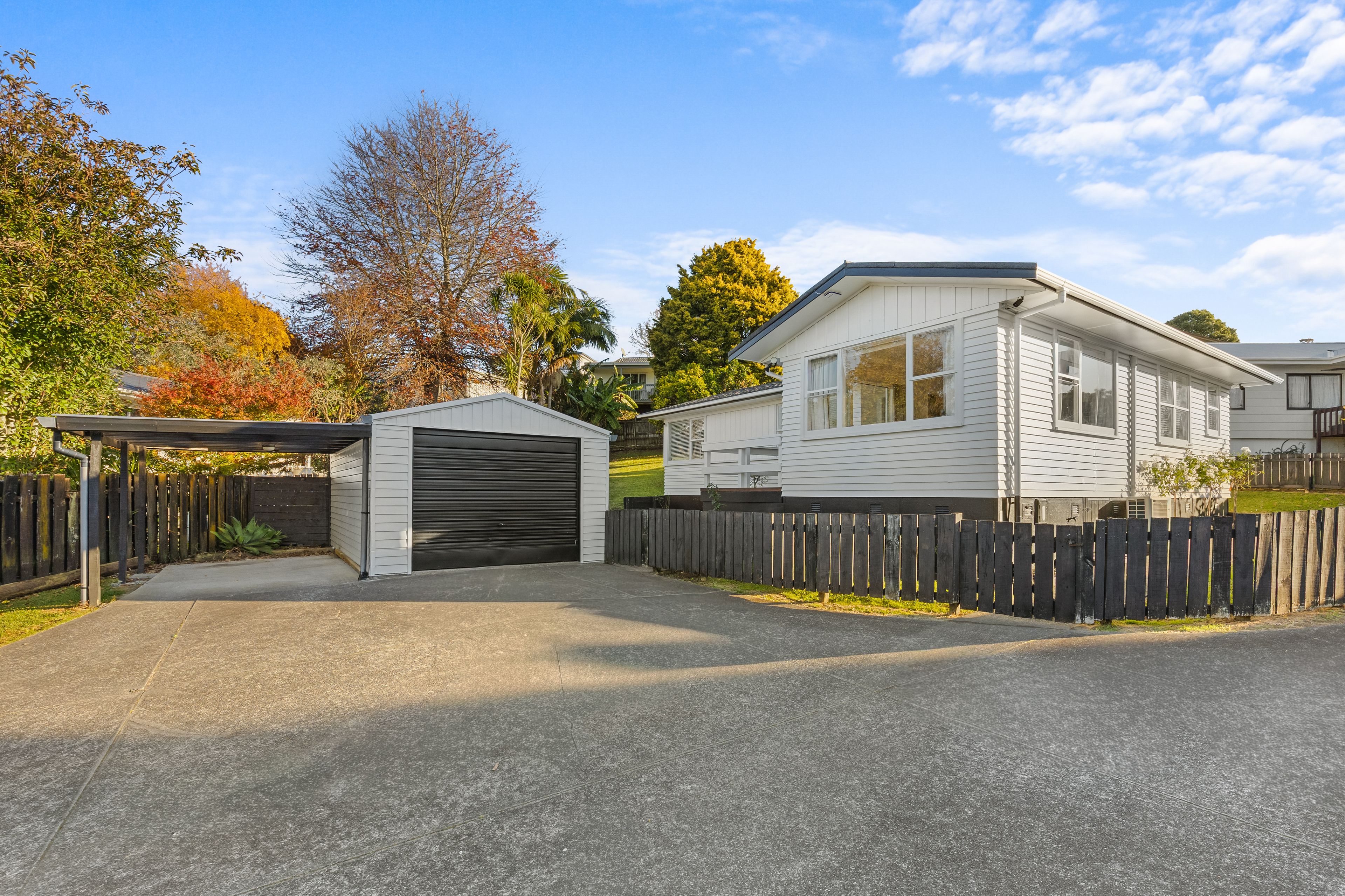 1/23 Okareka Place, Pakuranga Heights, Manukau City