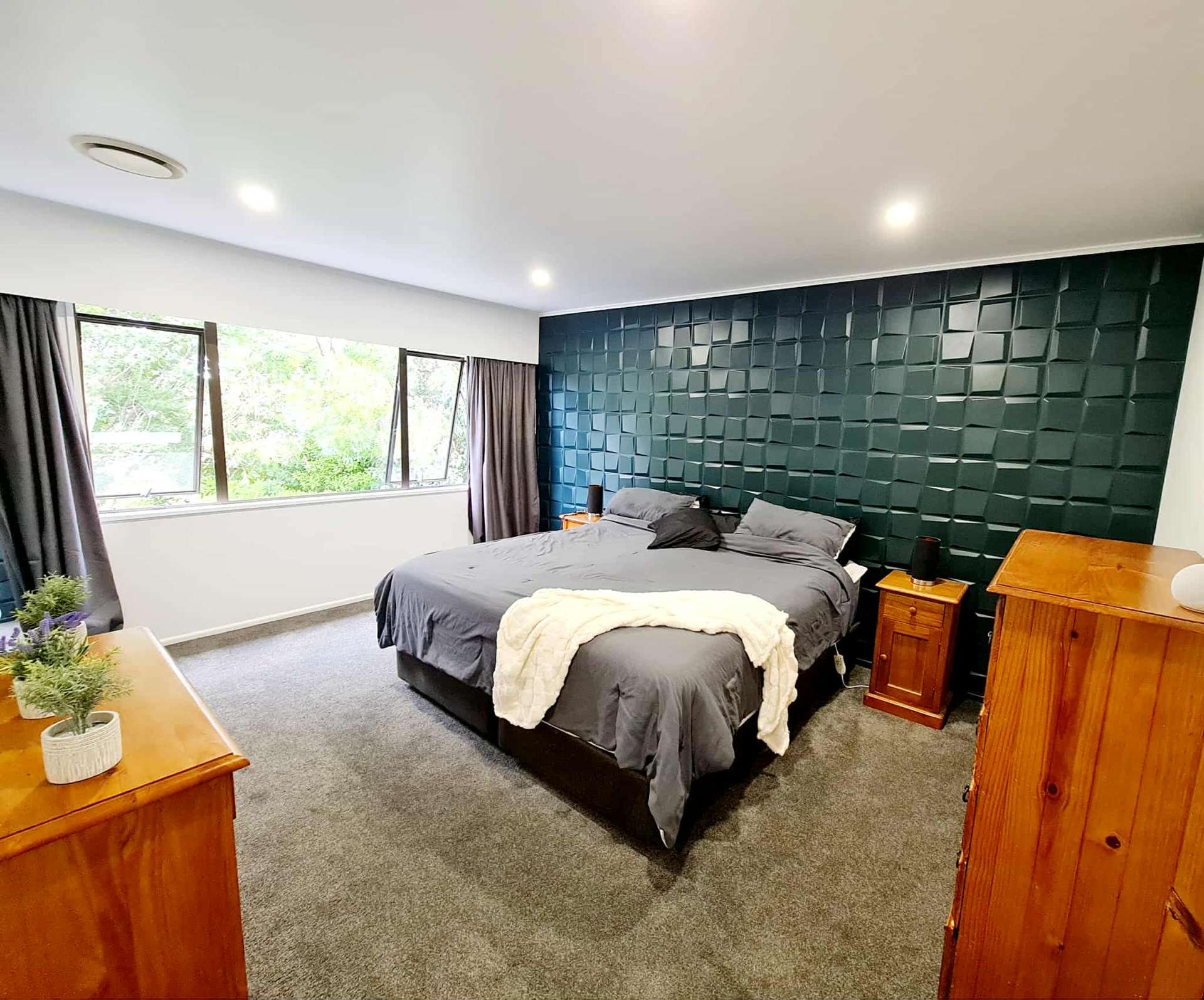 66 Chedworth Avenue photo 4