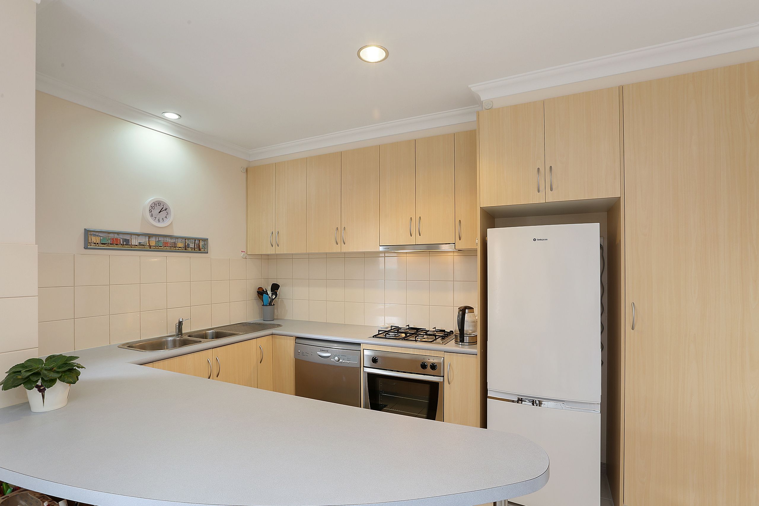 1/11 Cedarville Close, Highton, VIC 3216