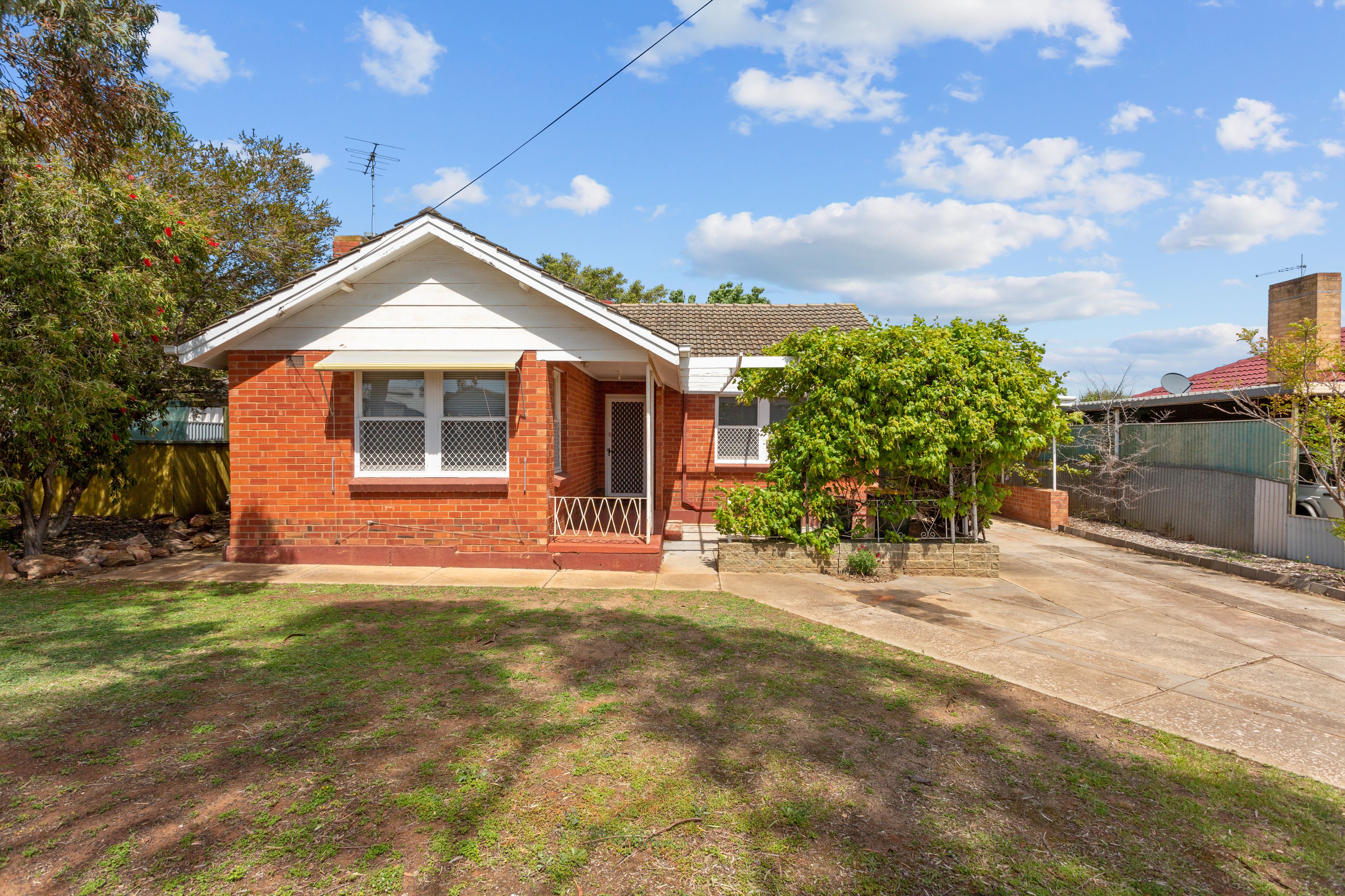 106 Mckenzie Road — photo from Ray White Grange