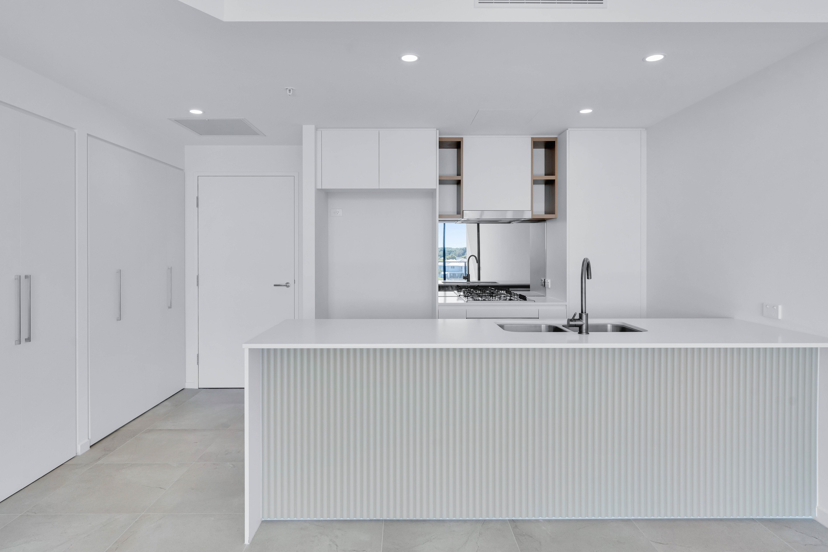 2405/8 Athena Boulevard, Hope Island, QLD 4212