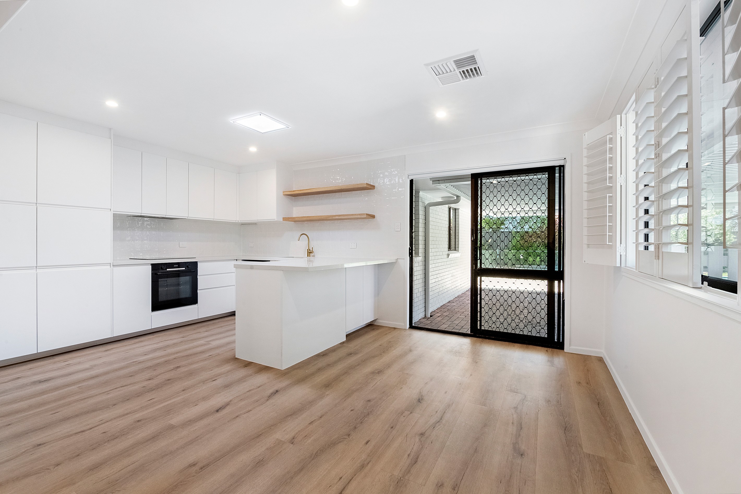 112 Acanthus Avenue, Burleigh Heads, QLD 4220