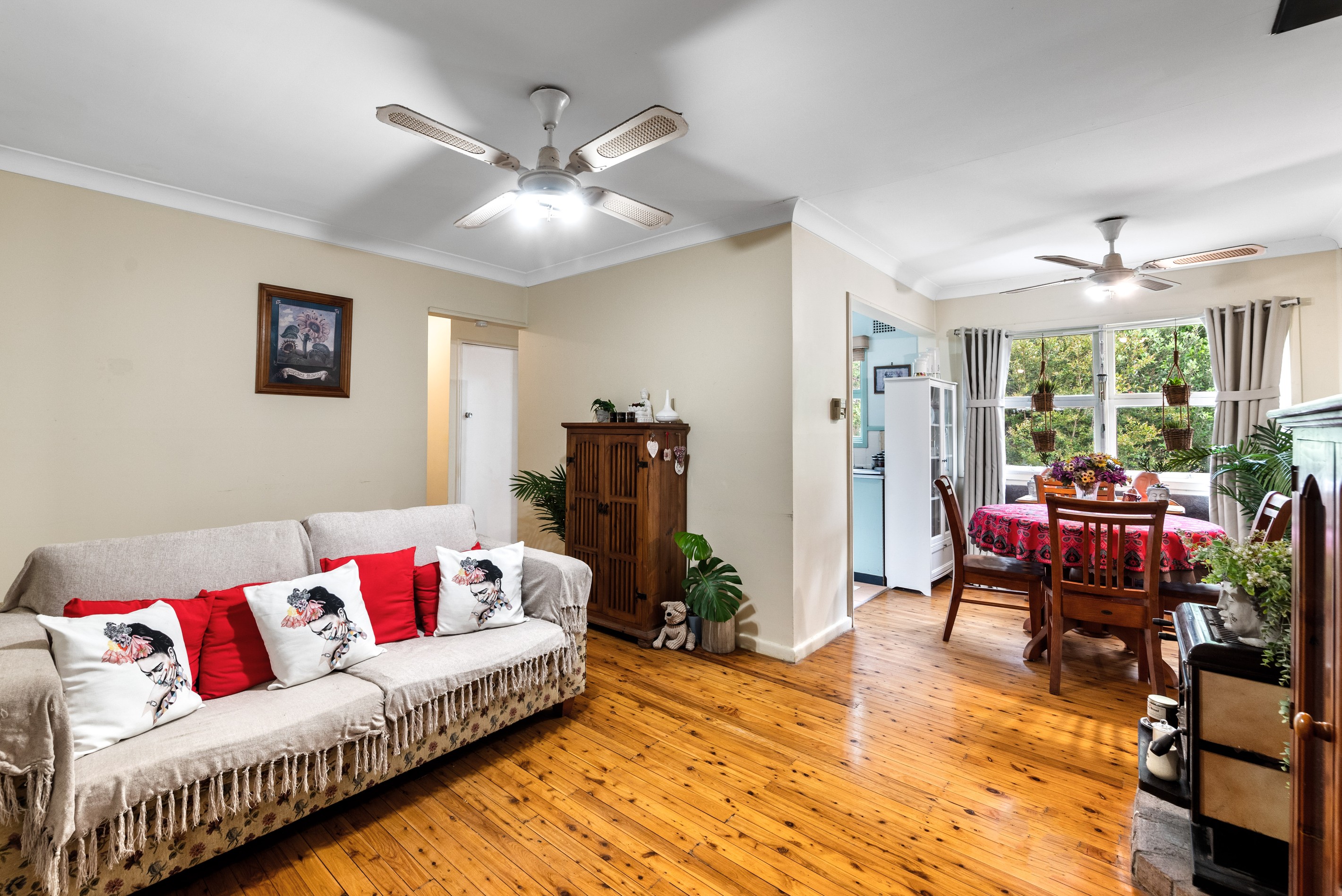 51 Brisbane Road, Campbelltown, NSW 2560