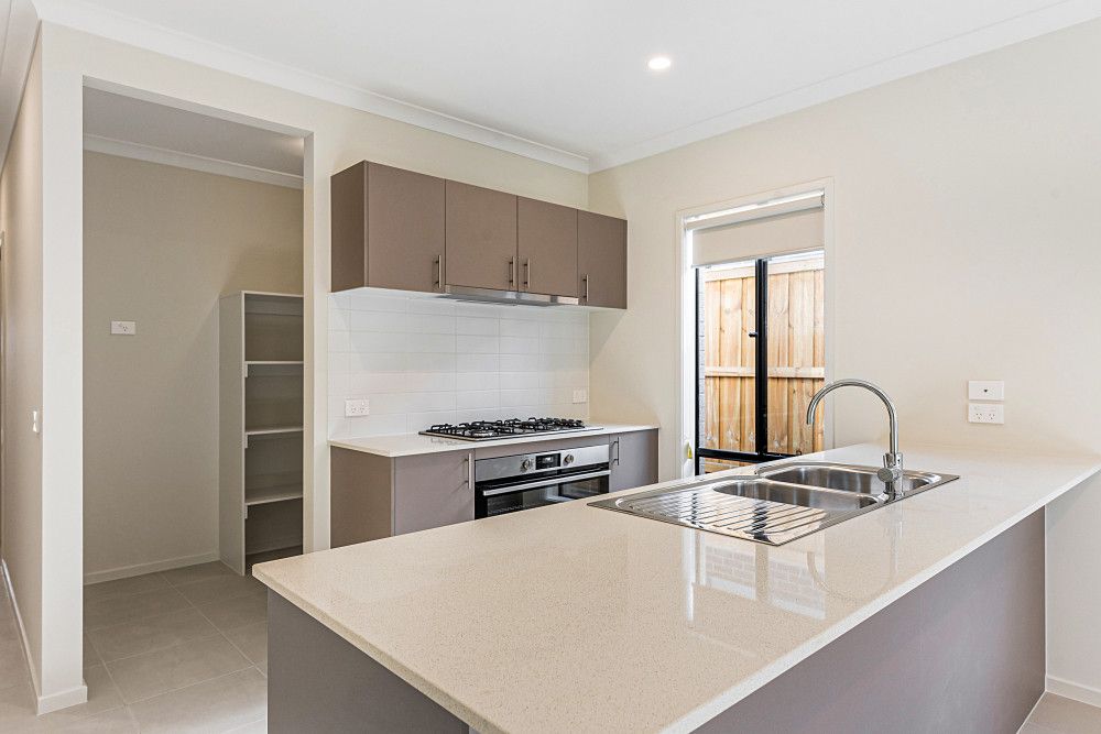 29 Slattery Street, Clyde North, VIC 3978