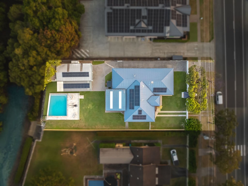 32 Tallebudgera Creek Road, Burleigh Heads, QLD 4220