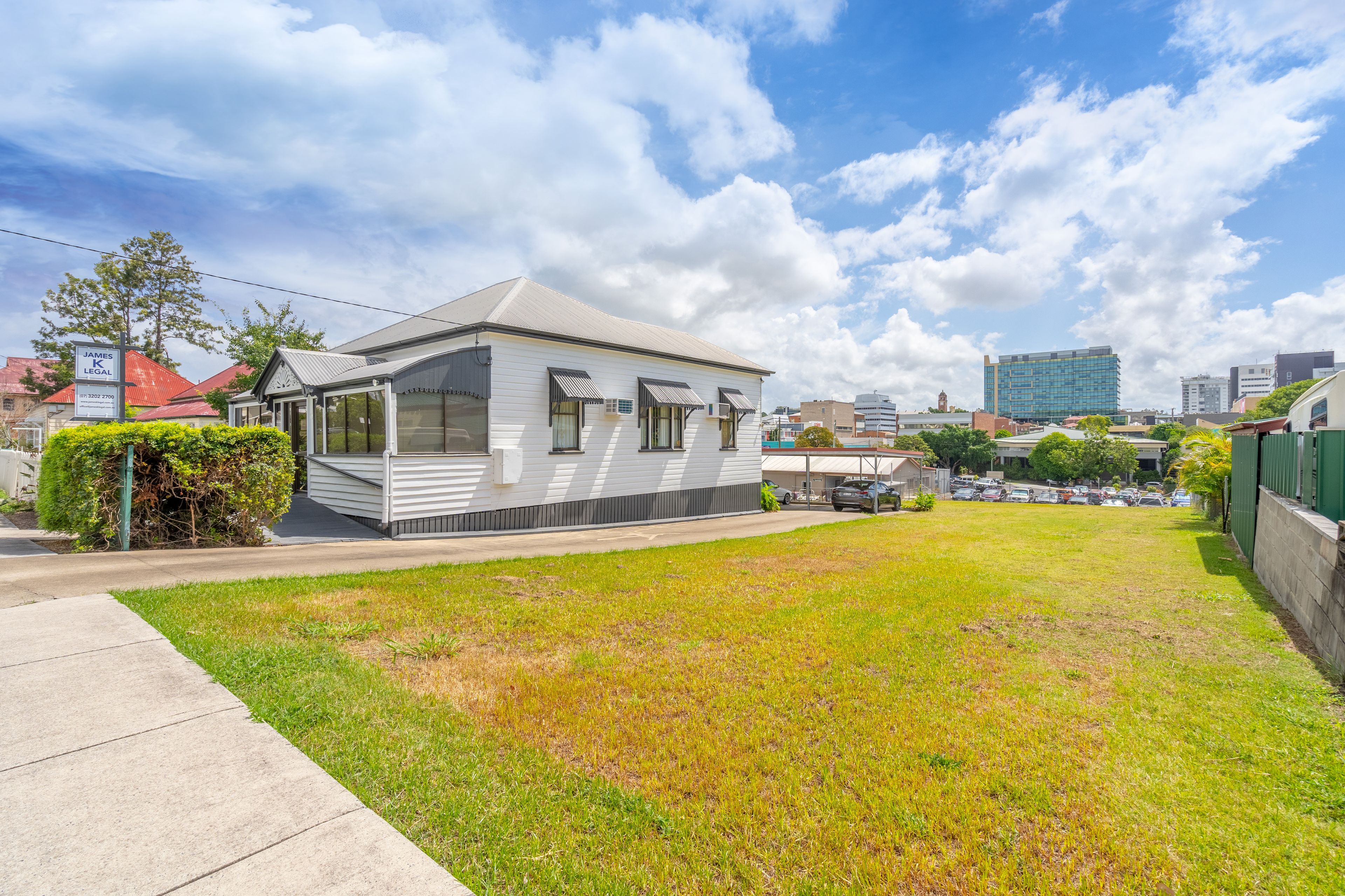 10 Mortimer Street, Ipswich, QLD 4305