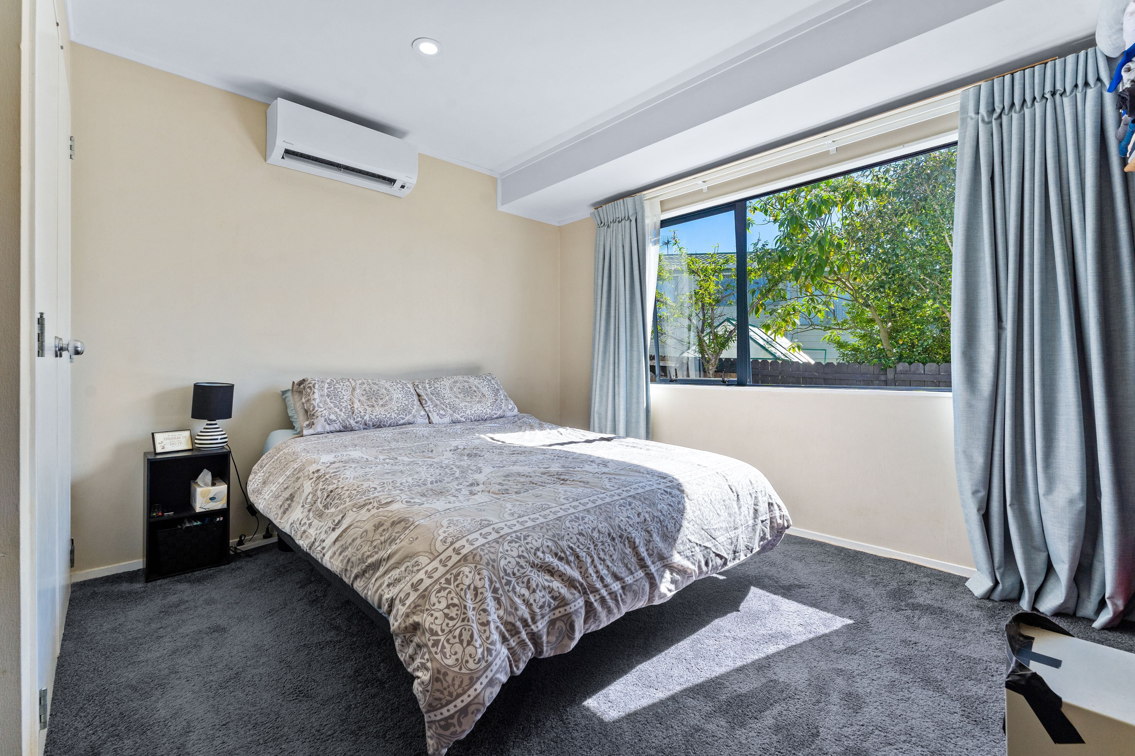 359 Glenfield Road, Glenfield, North Shore City