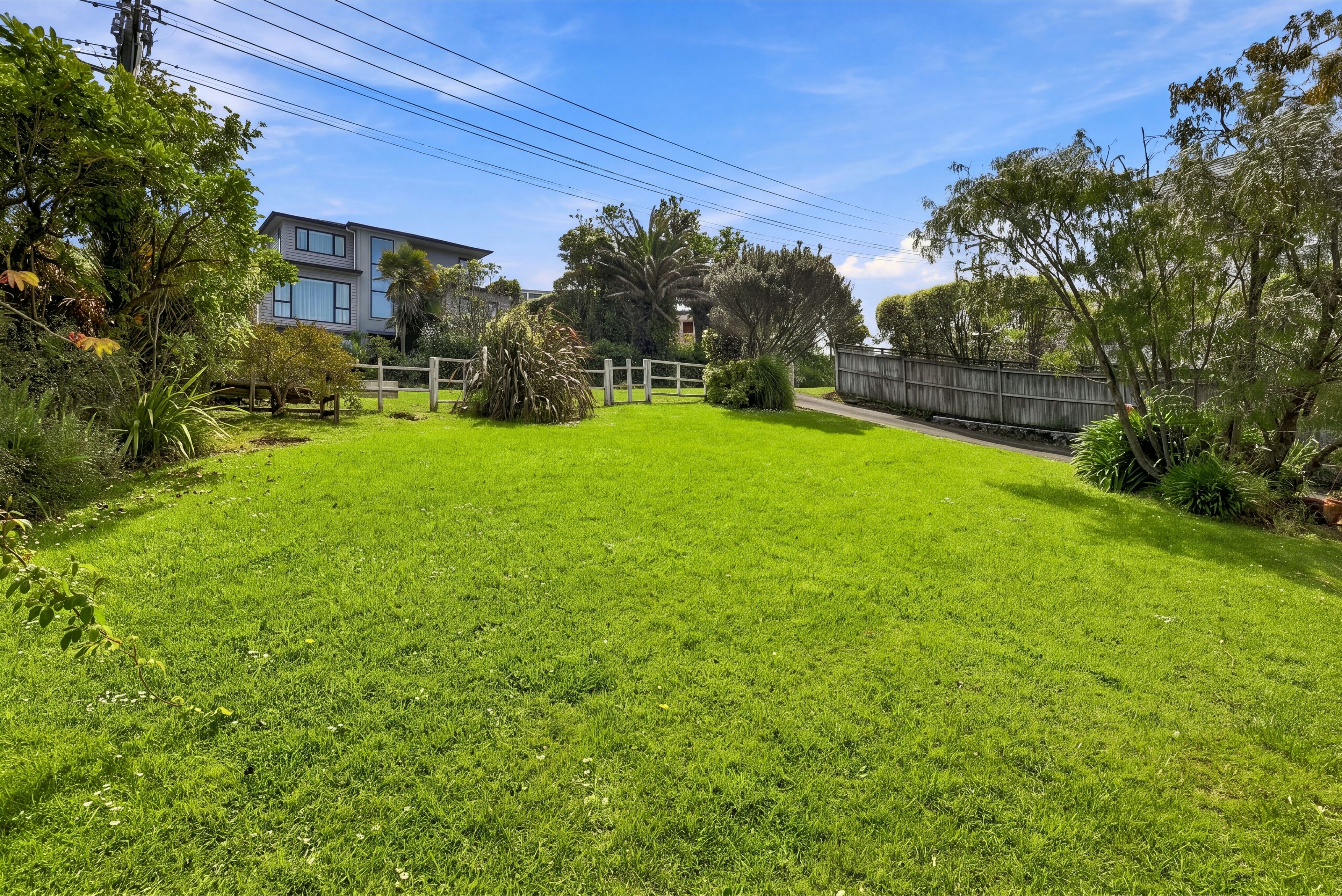 1/8 Wolsley Avenue, Milford, North Shore City