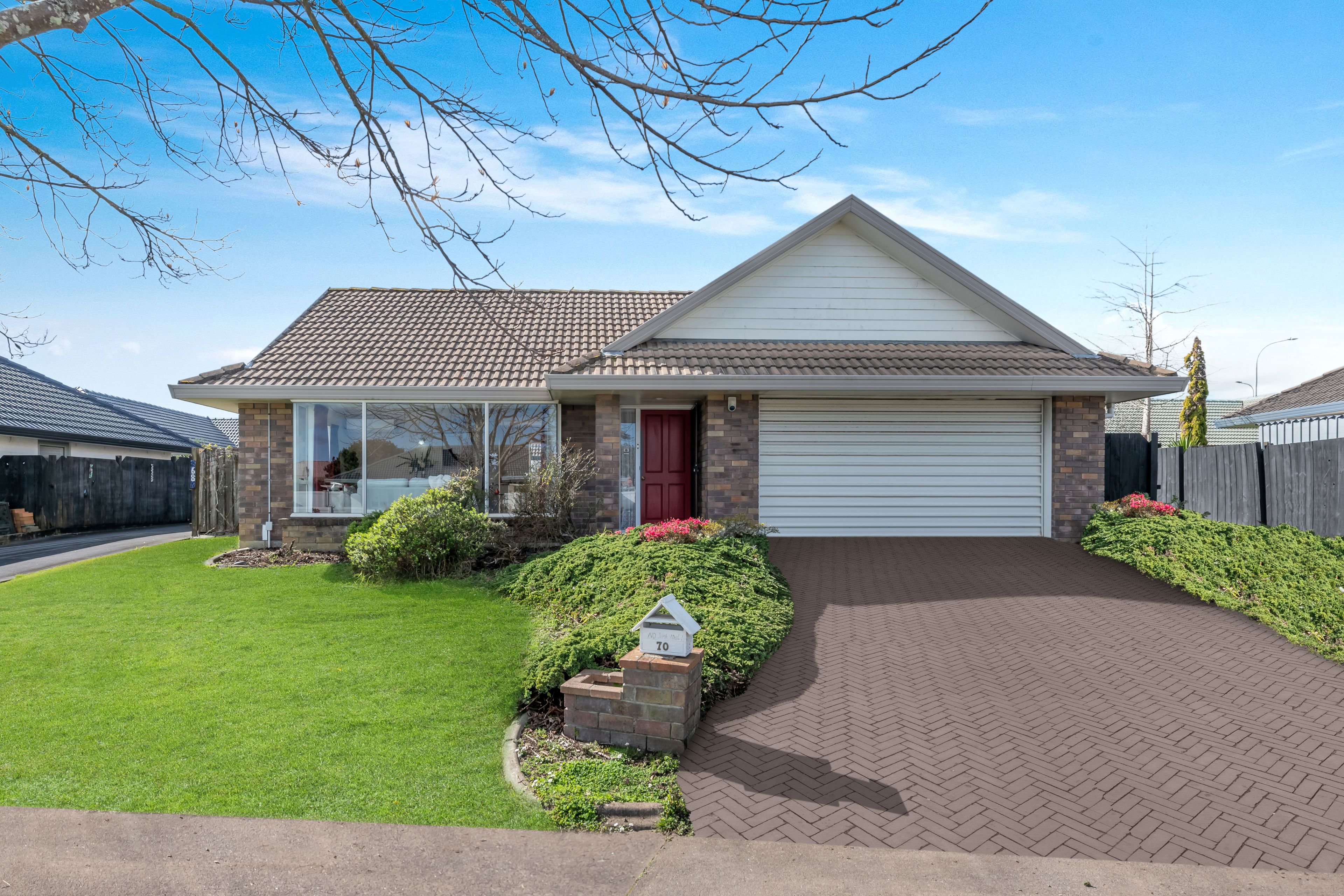 1/70 Nicholas Road, Somerville, Manukau City