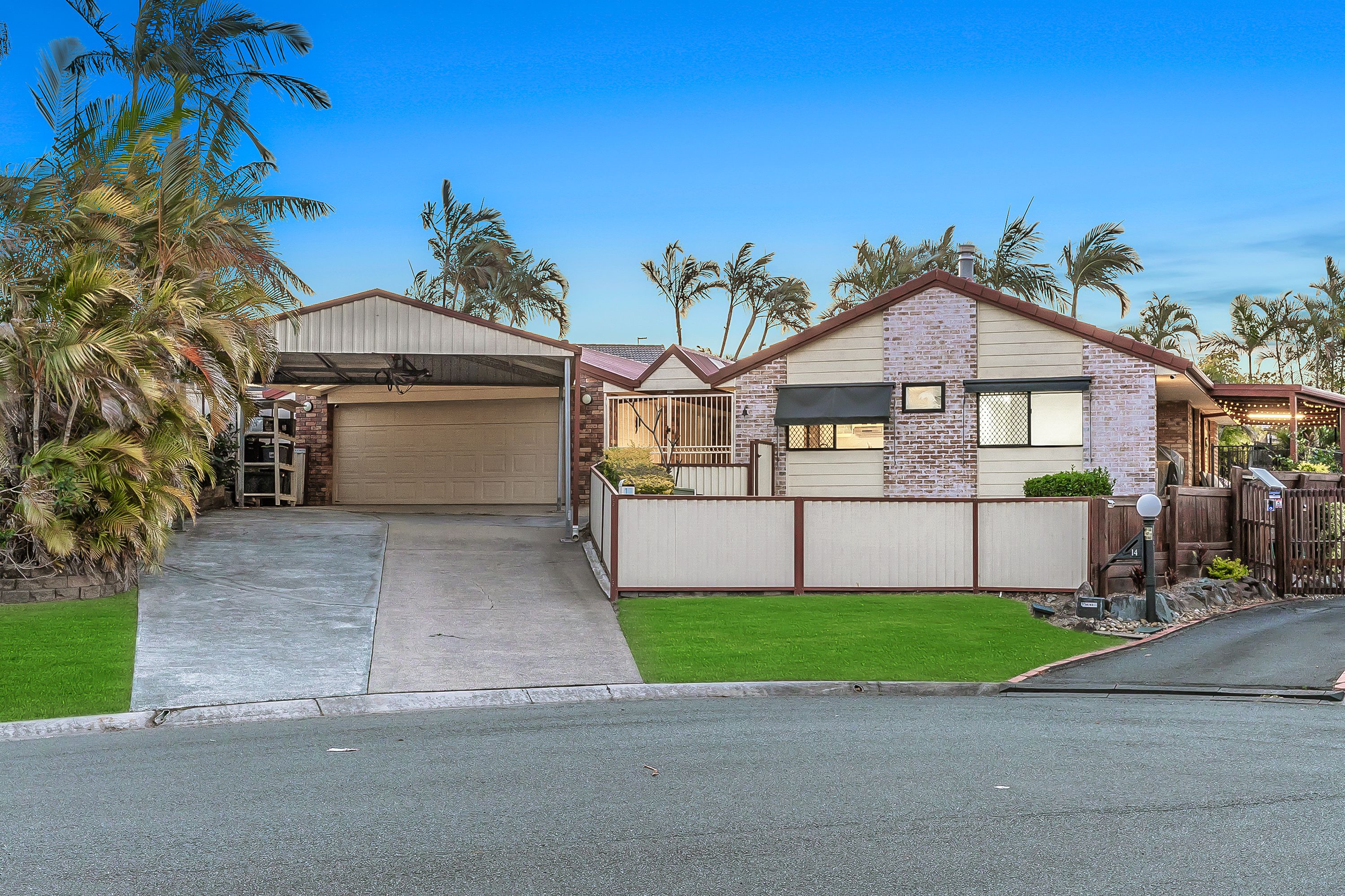 12 Kahlua Court, Highland Park, QLD 4211