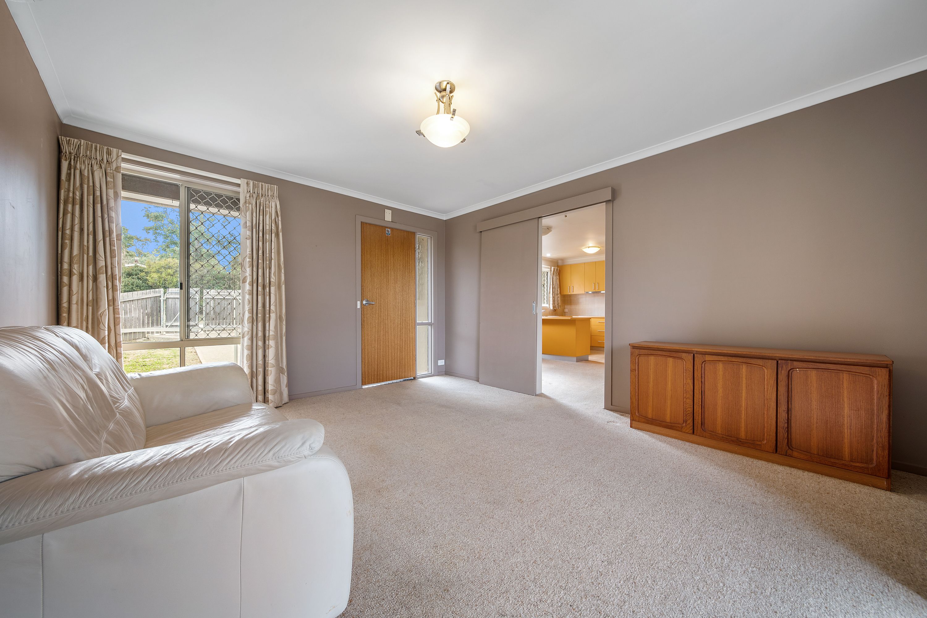 3 Sadleir Place, Charnwood, ACT 2615