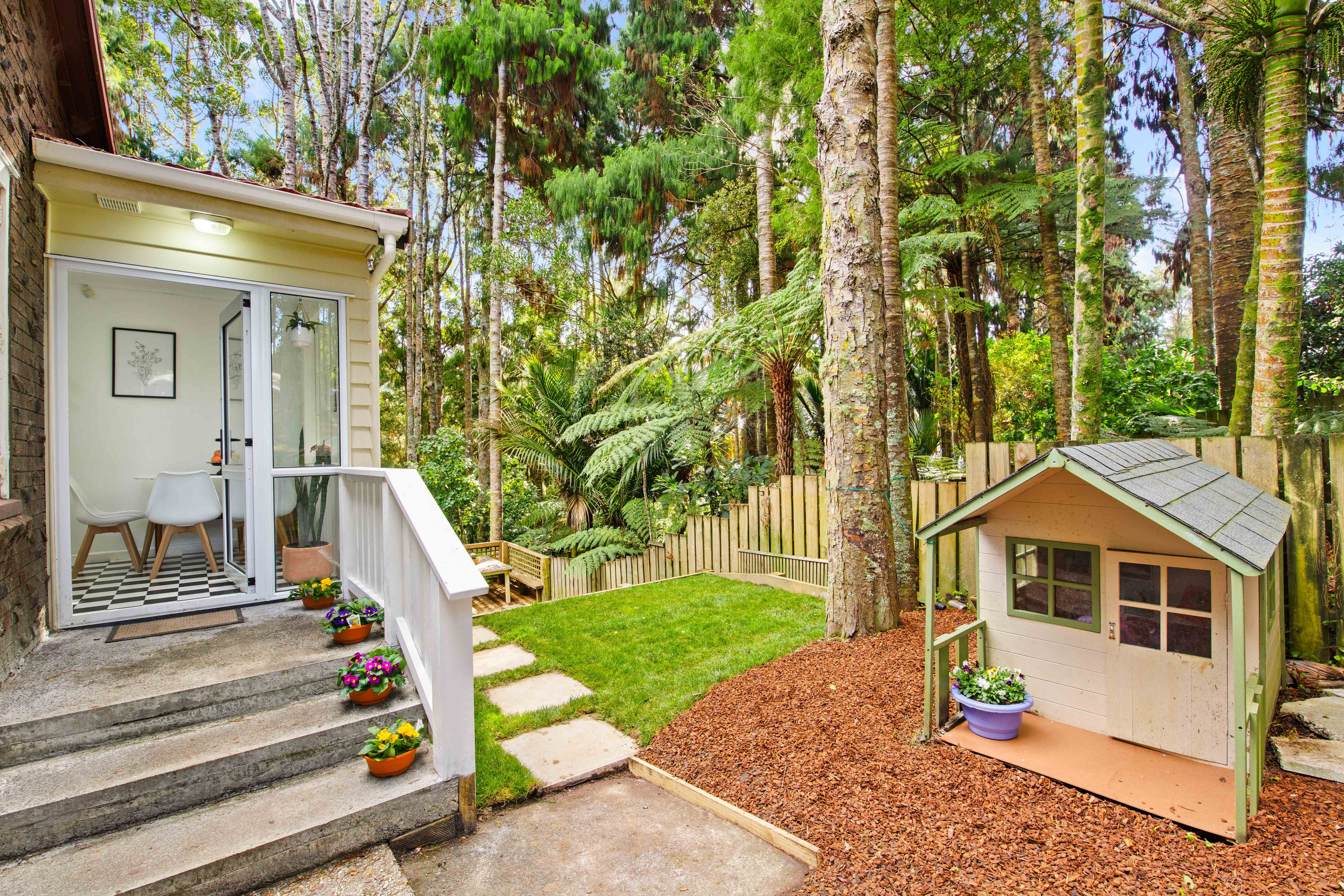 3 Minnehaha Avenue, Titirangi, Waitakere City