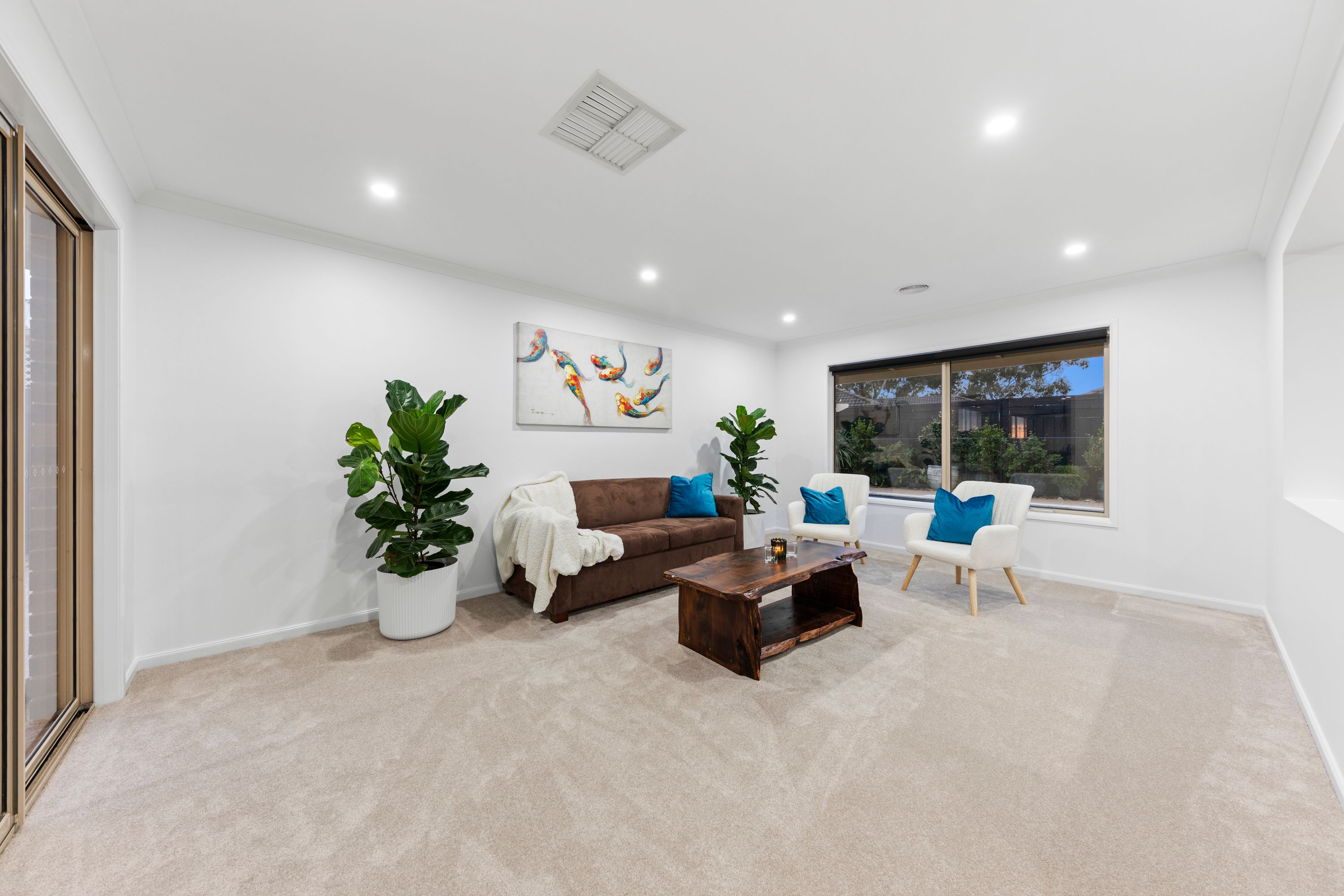 198 Paterson Drive — photo 13 of 30