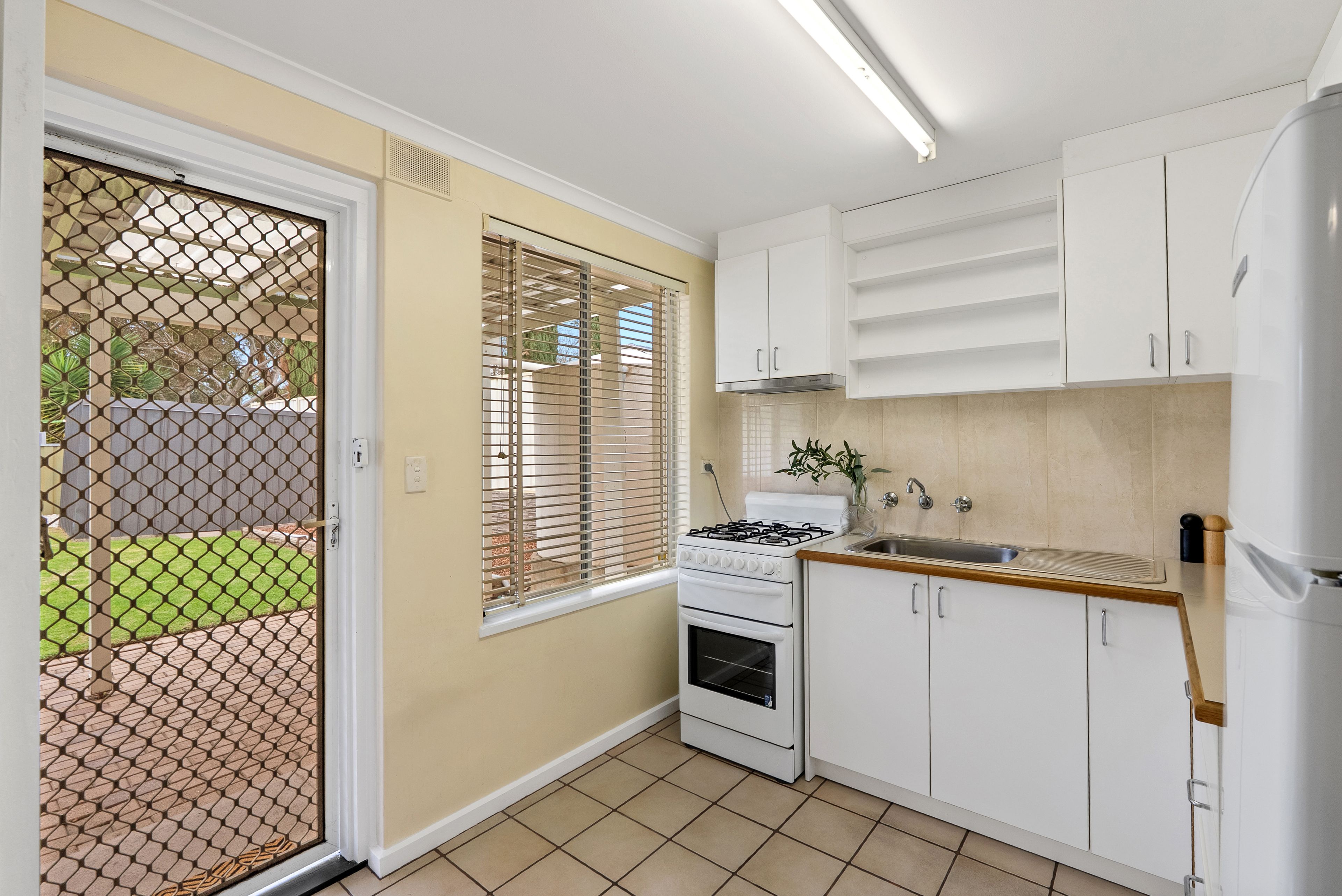 6 Edwards Avenue — photo 14 of 23