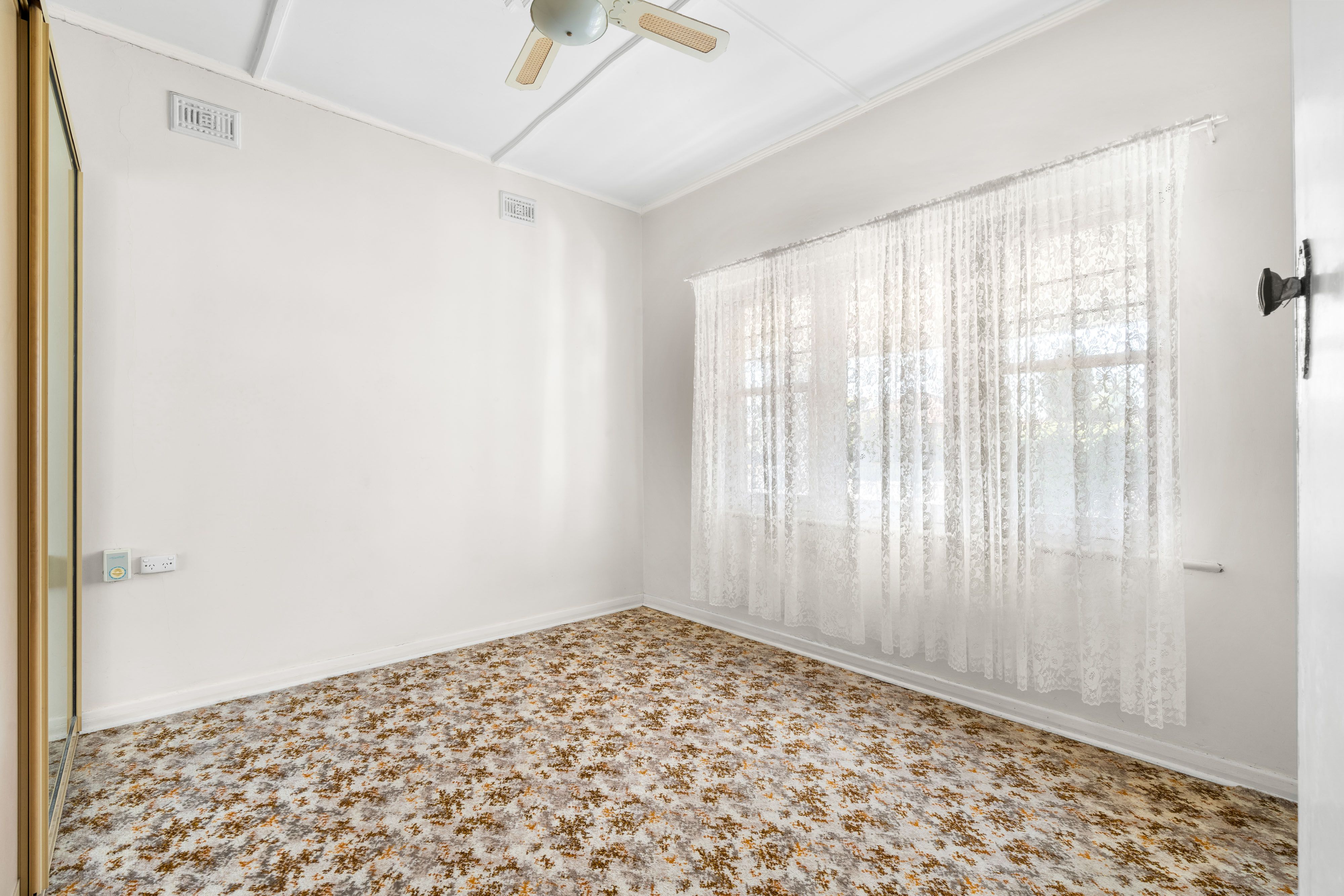 55 Standen Street — photo 7 of 17