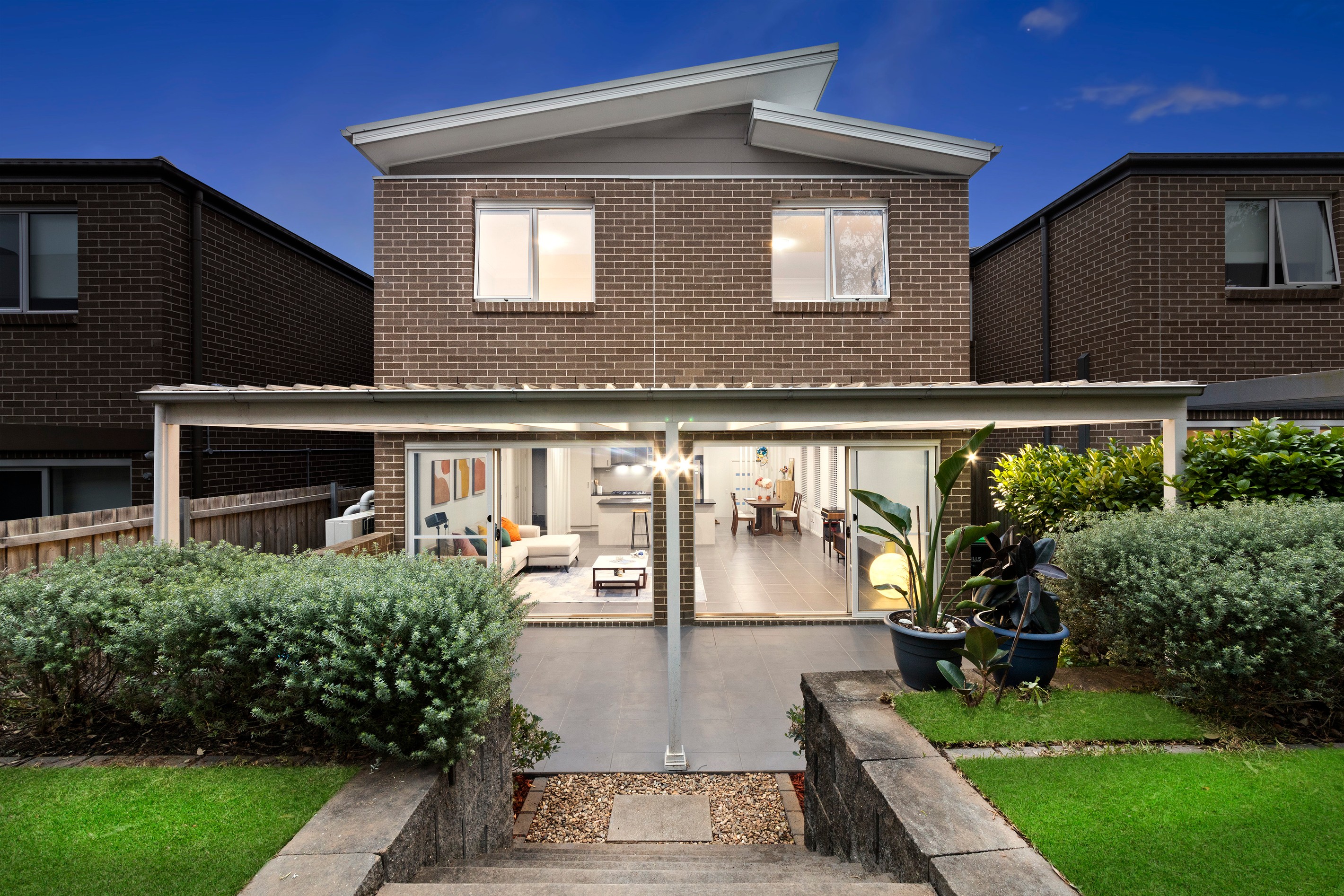 9 Clubside Drive, NORWEST, NSW 2153
