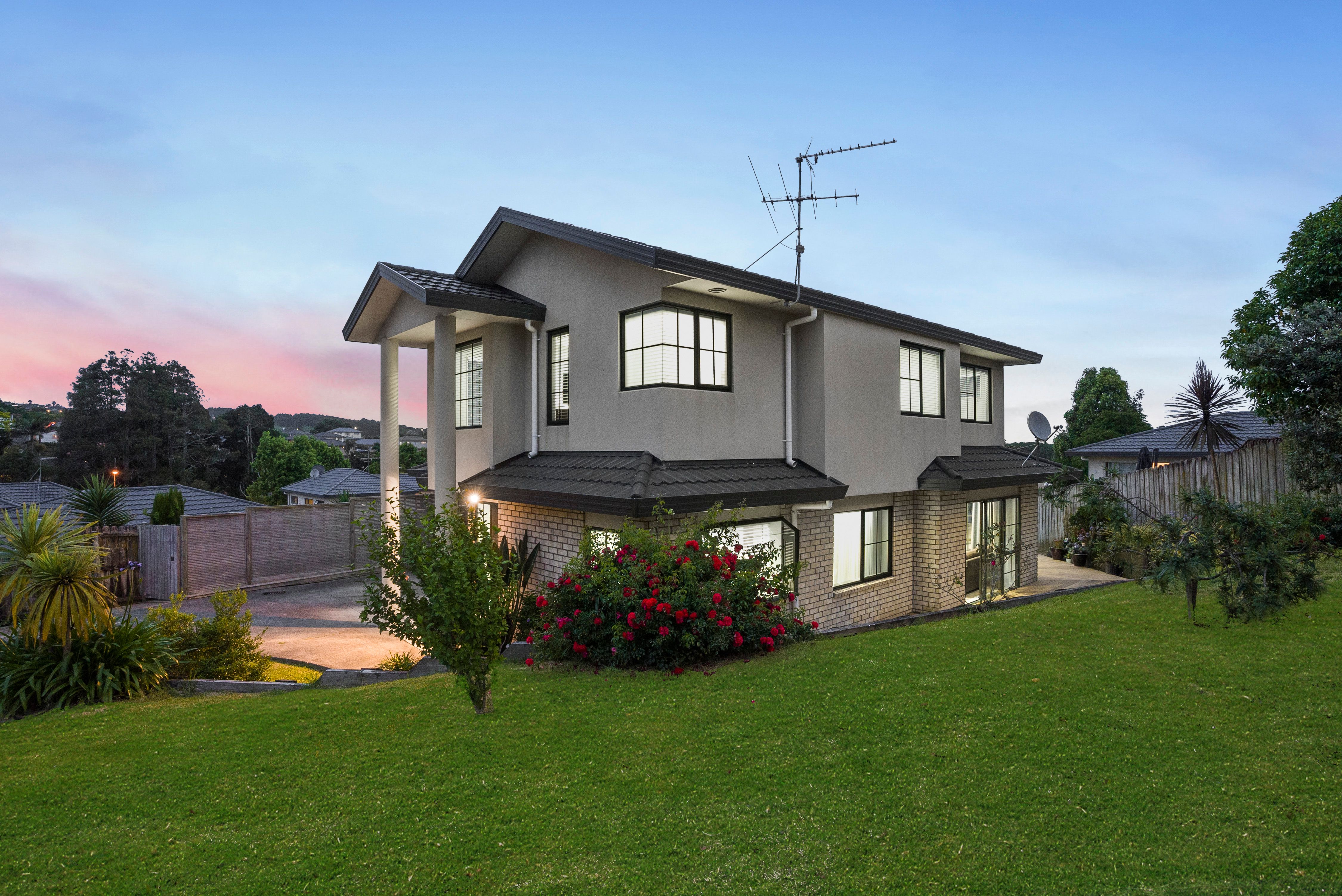 6 Fairchild Avenue, Goodwood Heights, Manukau City