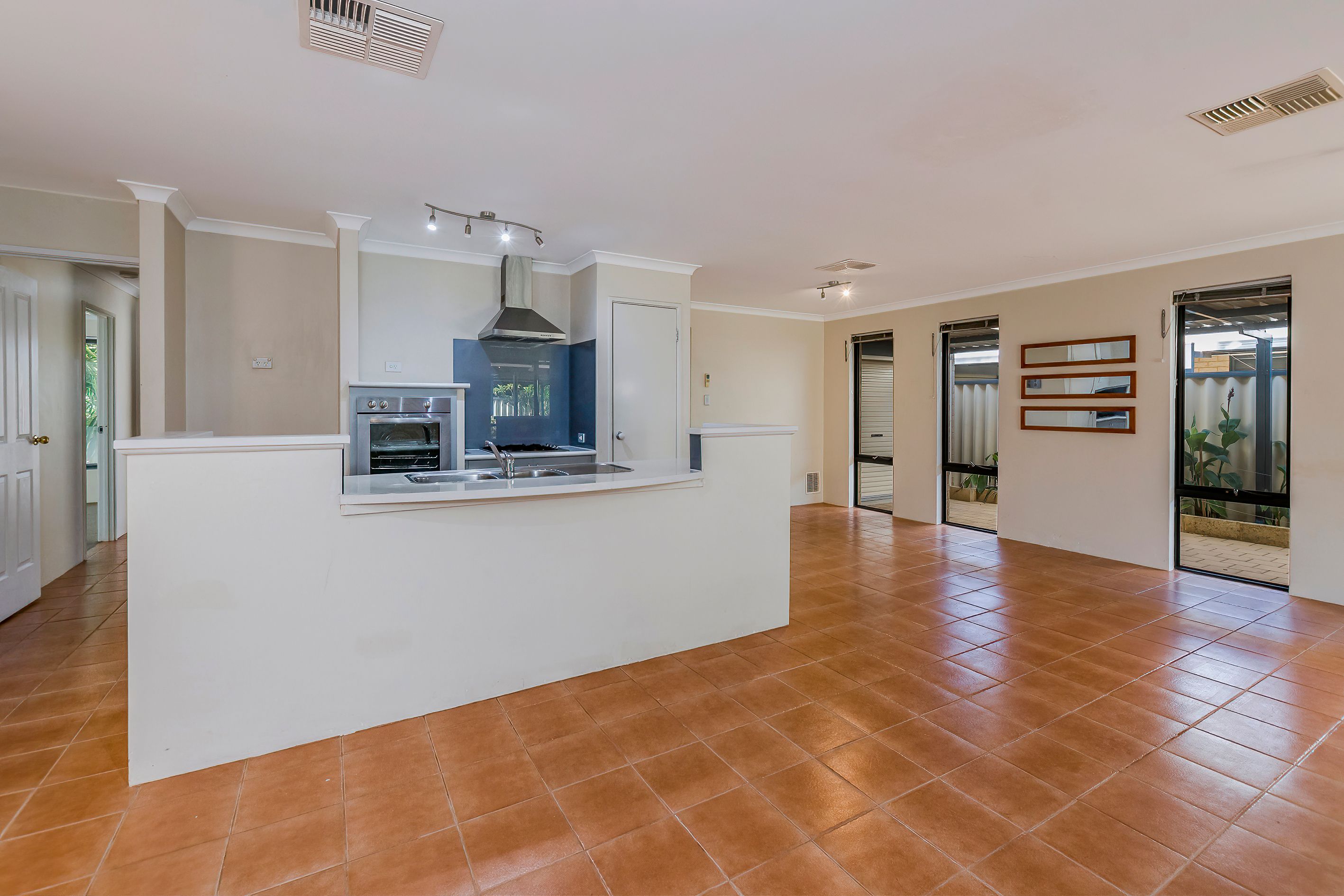 9 Whitehaven Avenue, Secret Harbour, WA 6173
