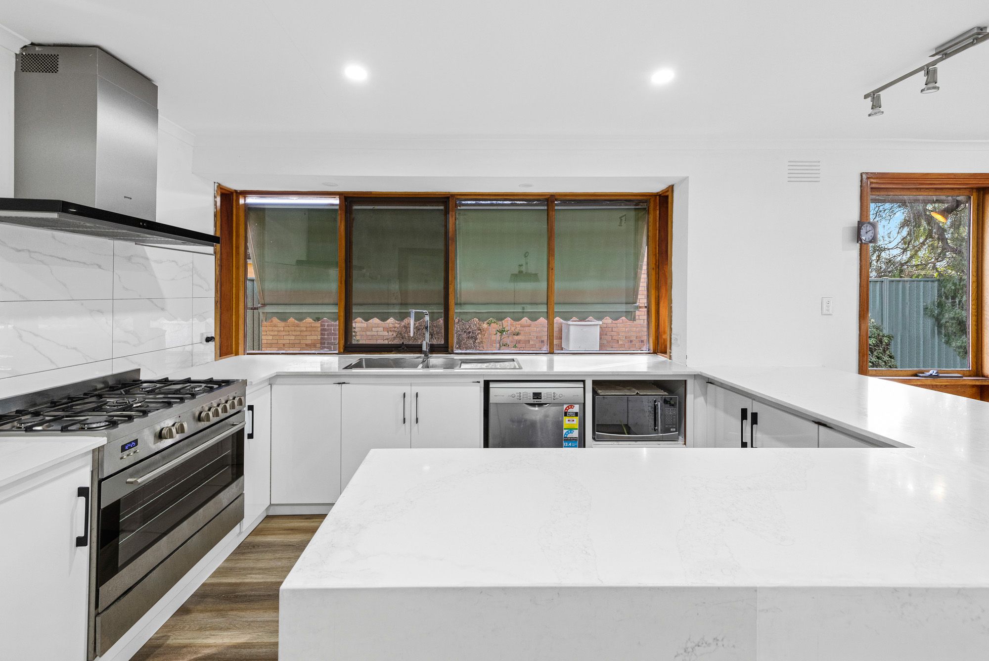 14 Spring Drive, Hoppers Crossing, VIC 3029