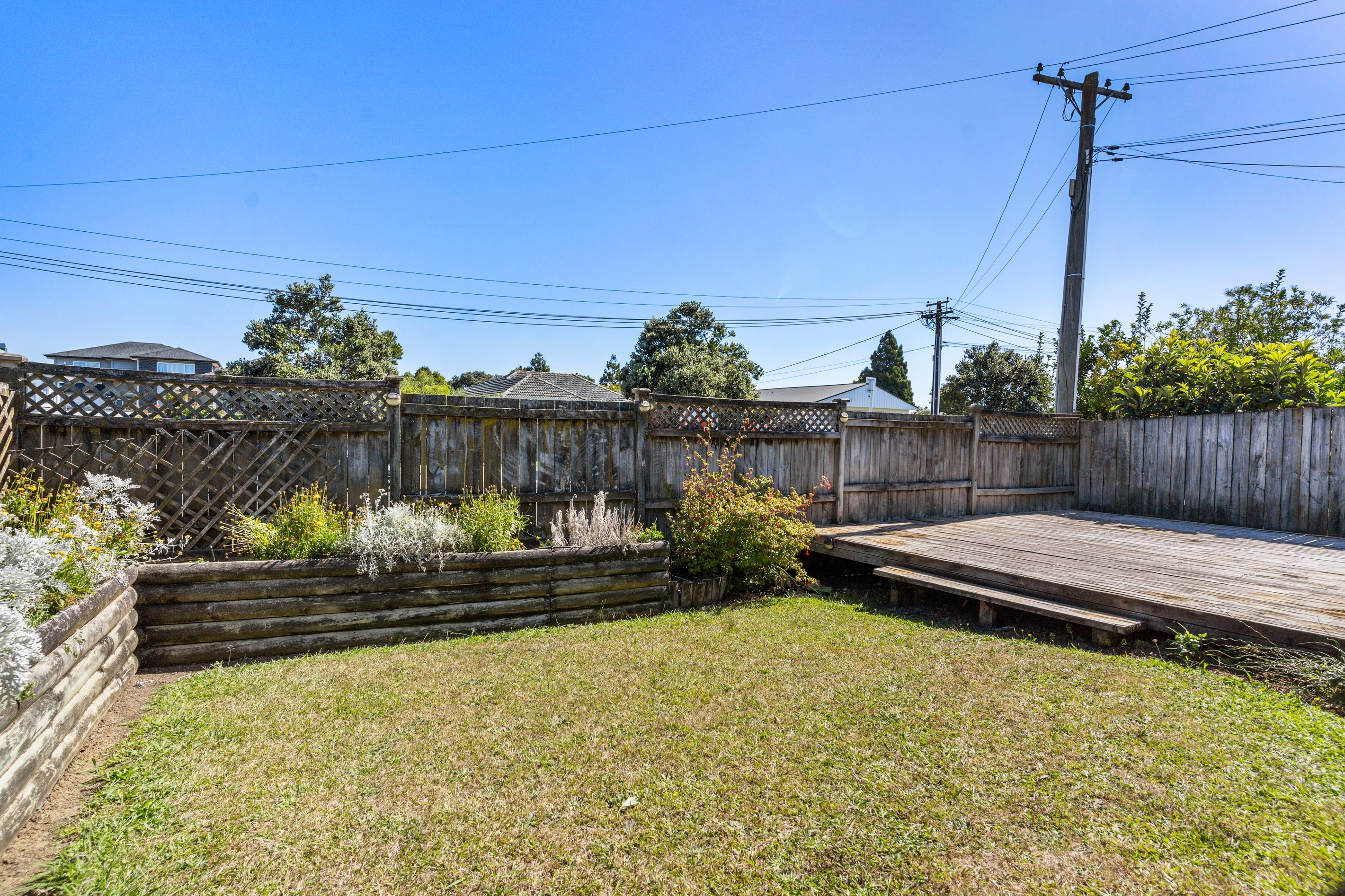 2/9 Albert Road, Kelston, Waitakere City