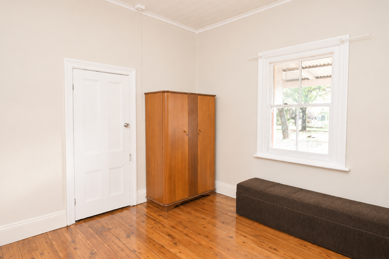 67 Gisborne Street — photo 8 of 13