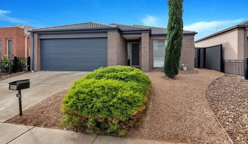 15 Camelot Drive, Tarneit, VIC 3029