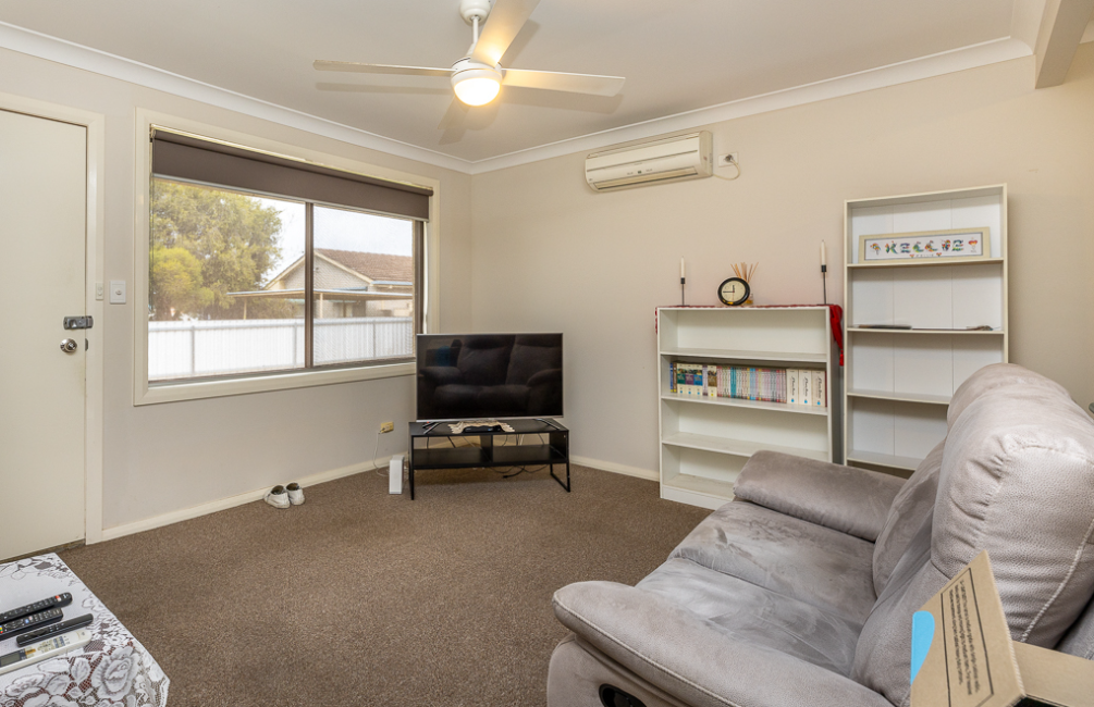 1/423 Griffith Road, Lavington, NSW 2641