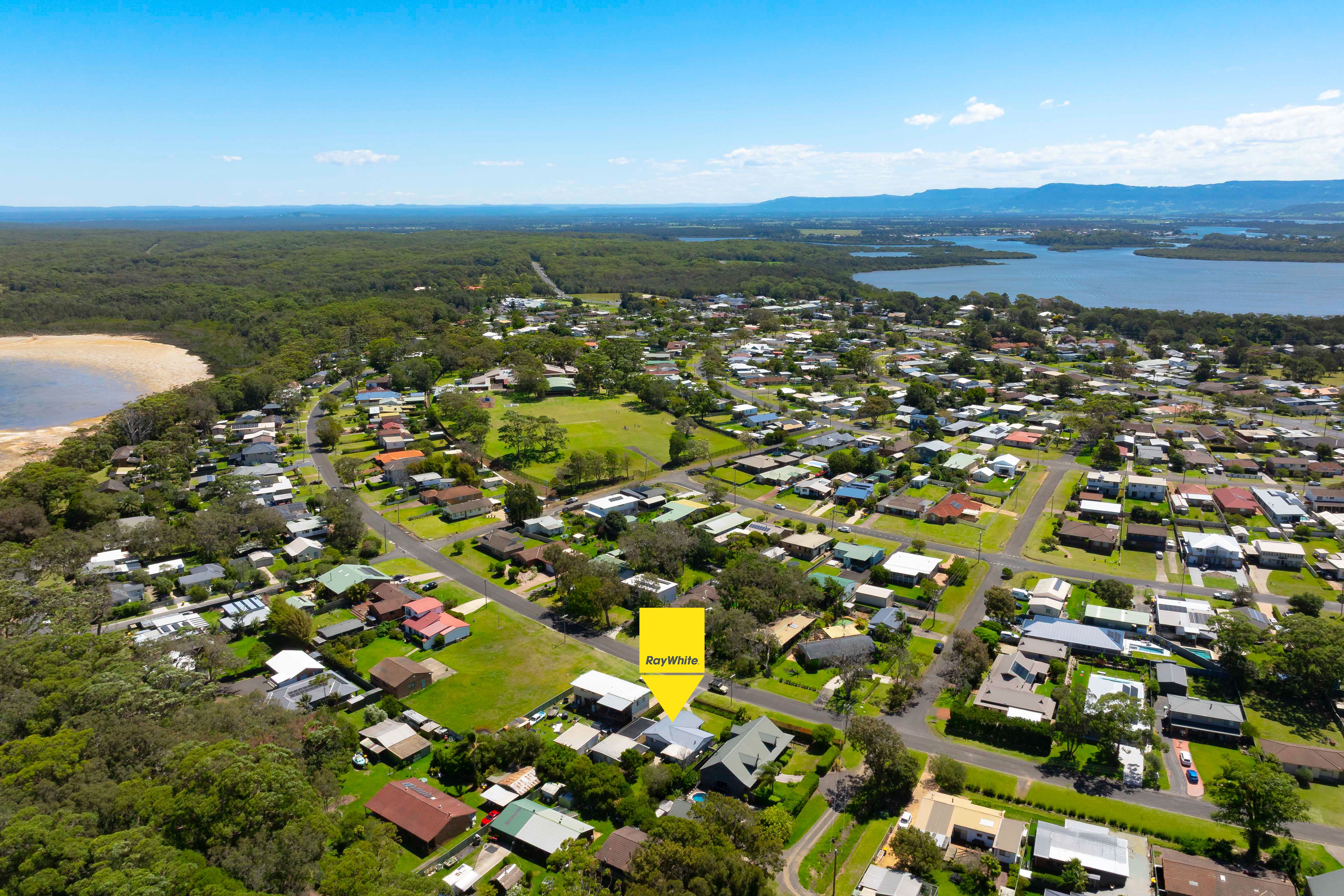 89 Greenbank Grove — photo 18 of 30