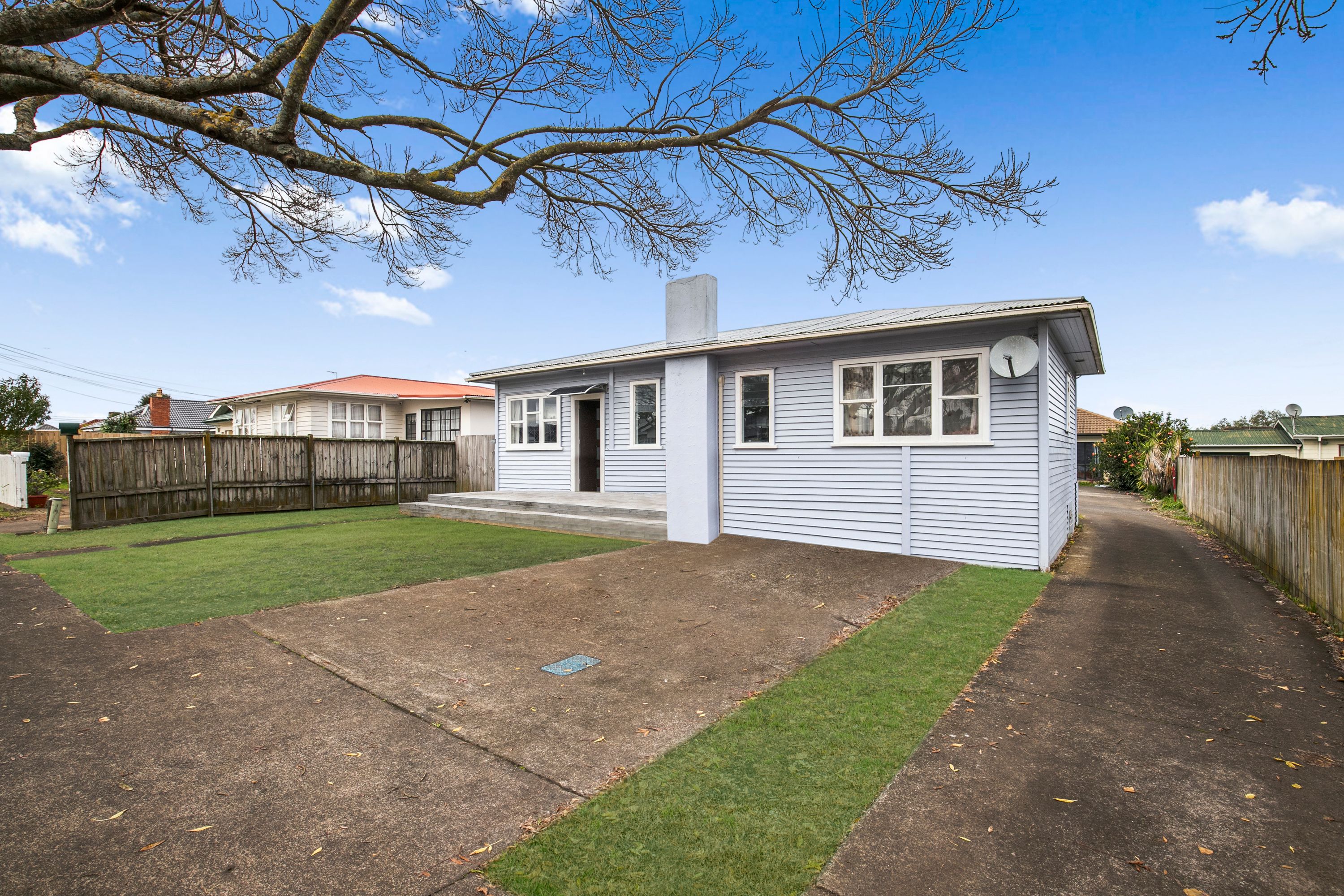 7 Freyberg Avenue, Papatoetoe, Manukau City 2025 Sold House Ray