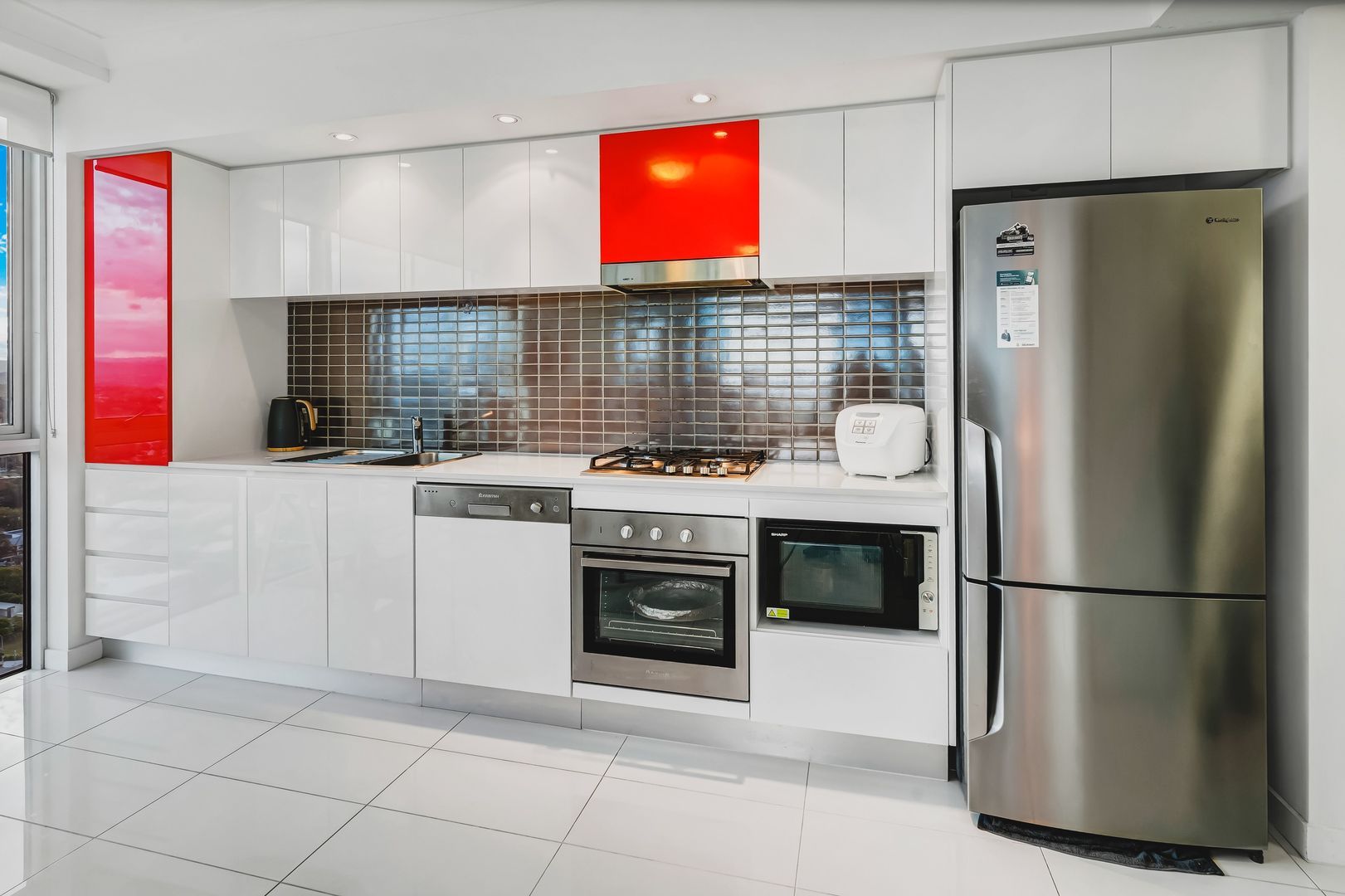 33205/9 Lawson Street, Southport, QLD 4215