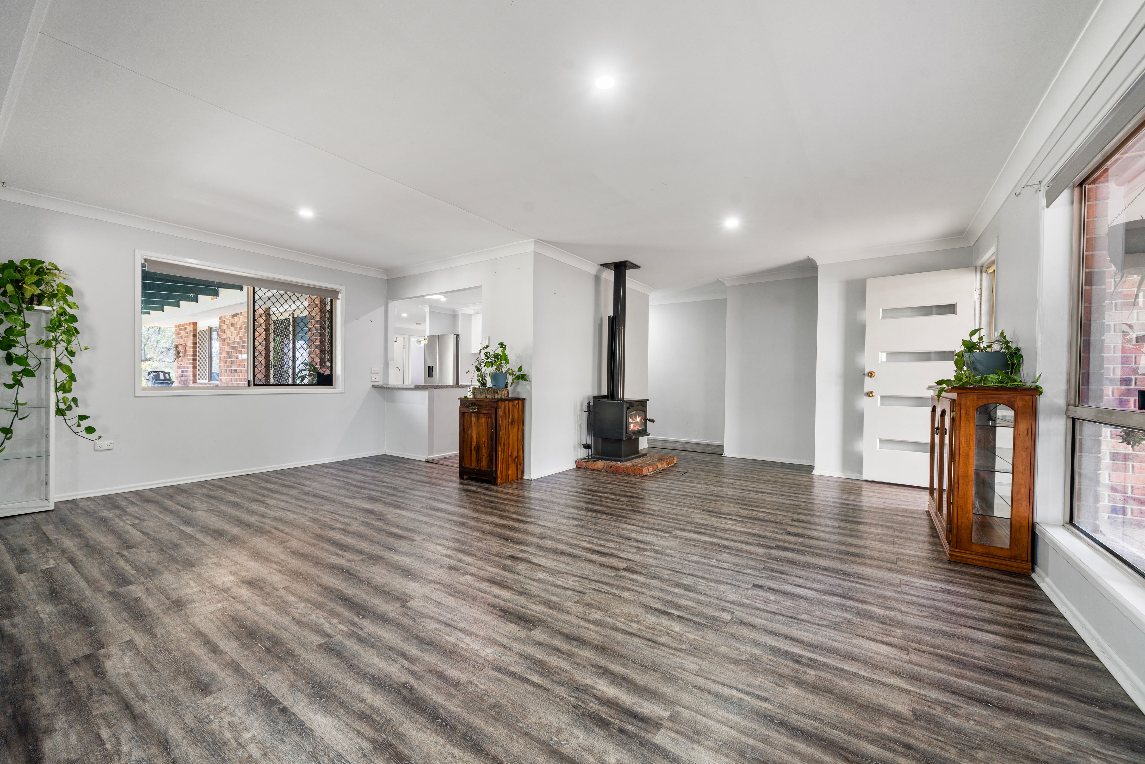 6 Catherine Crescent — photo 13 of 26