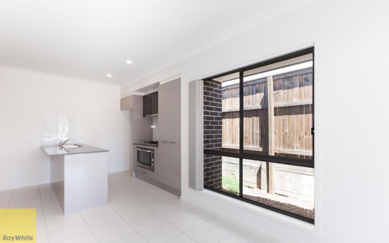 1/6 Cassia Drive, Coomera, QLD 4209