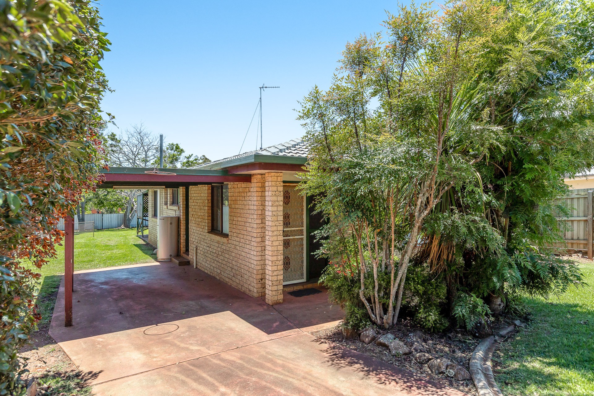 5 Baird Street, Kearneys Spring, QLD 4350