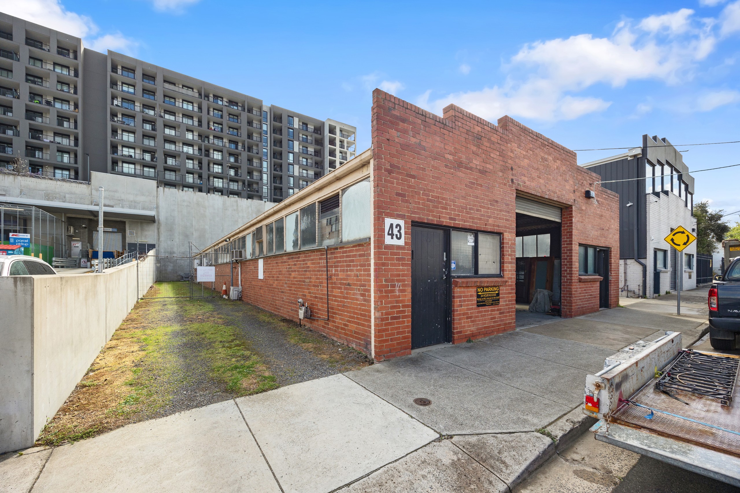43 Cambro Road, Clayton, VIC 3168