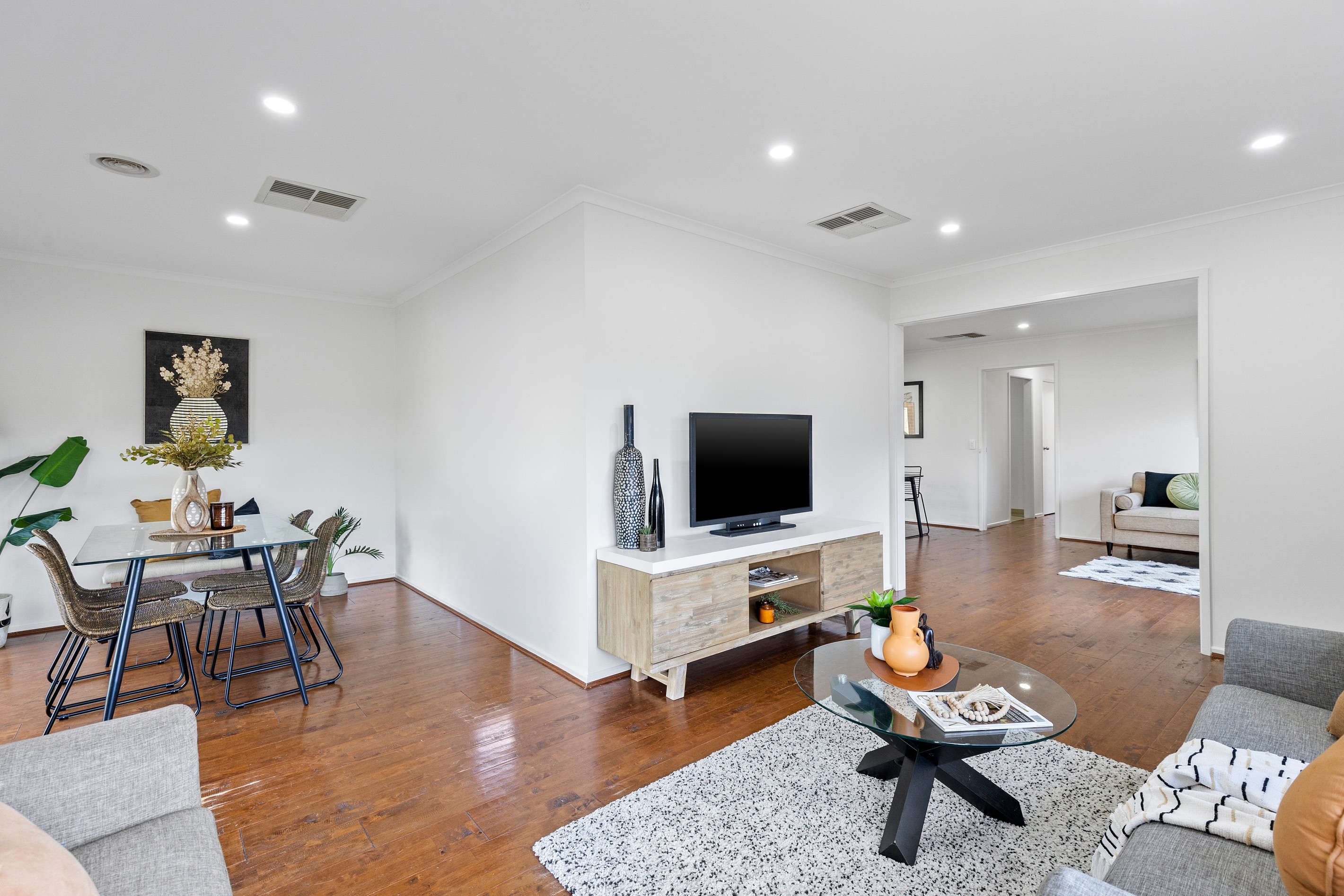 154 Waradgery Drive, Rowville, VIC 3178
