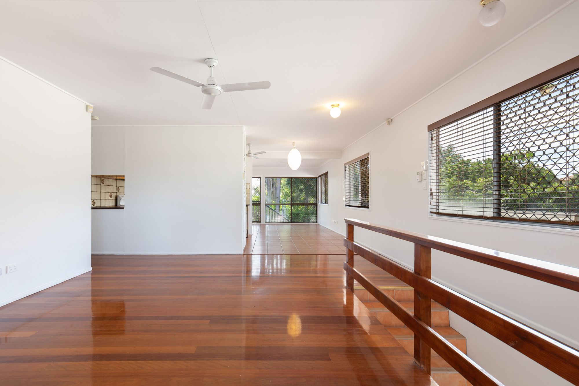 8 Handon Street, Mansfield, QLD 4122
