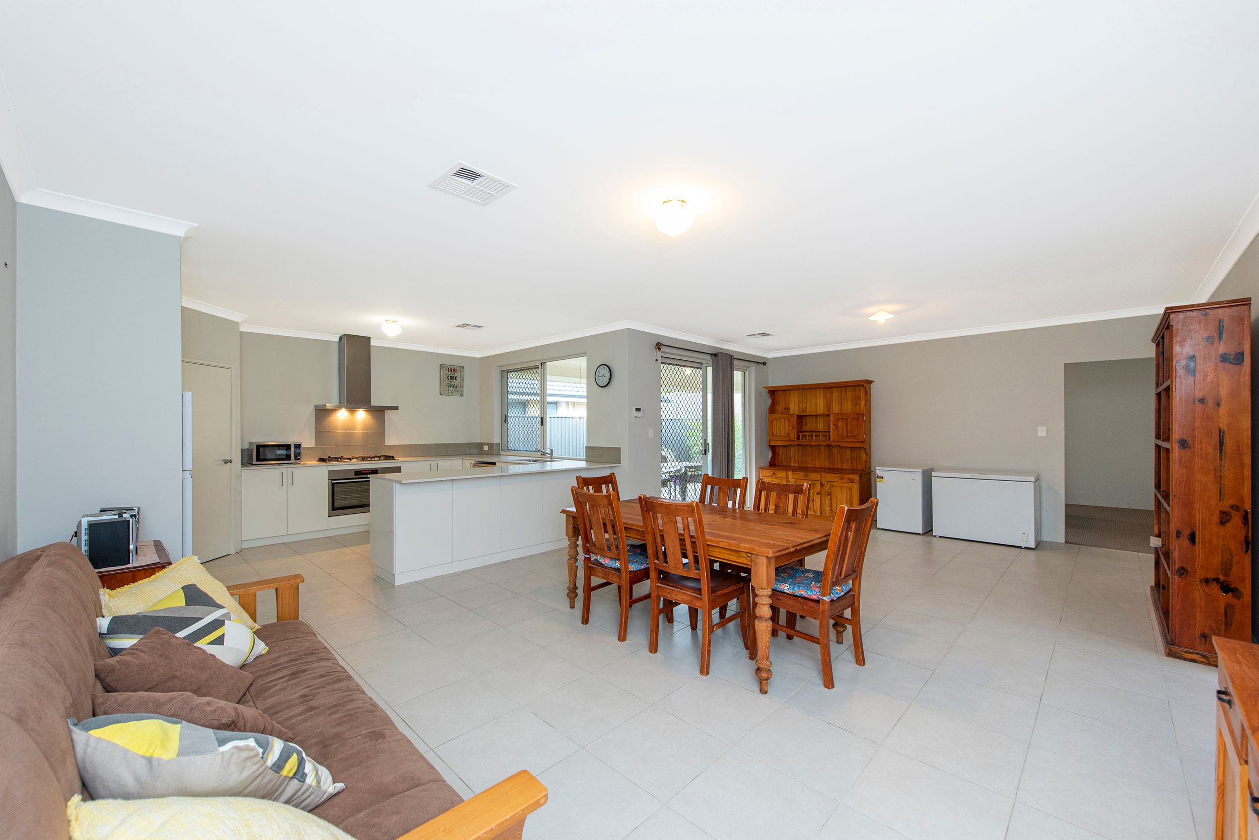 8 Venetian Way, Baldivis, WA 6171