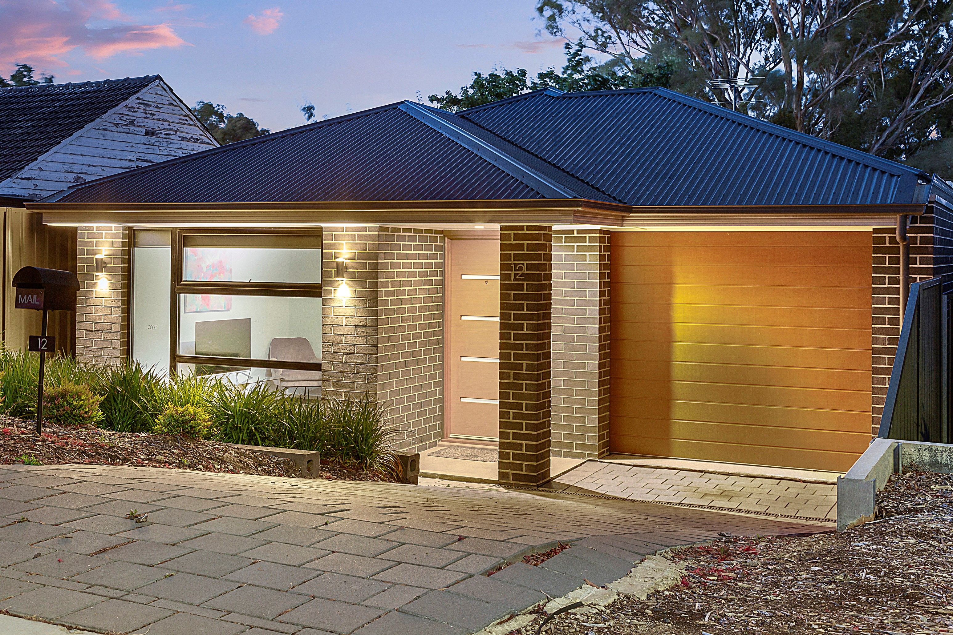 12 Gloucester Avenue, Redwood Park, SA 5097